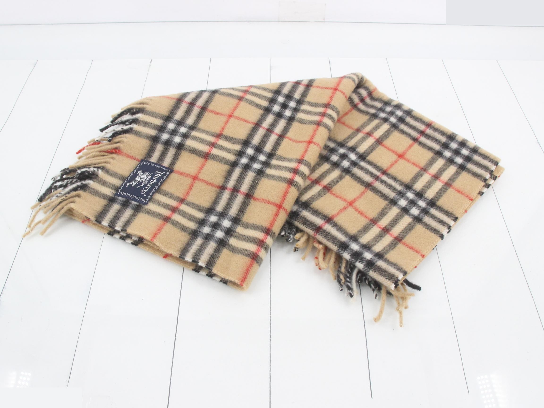 120 x 66 cm Shawl — view 2