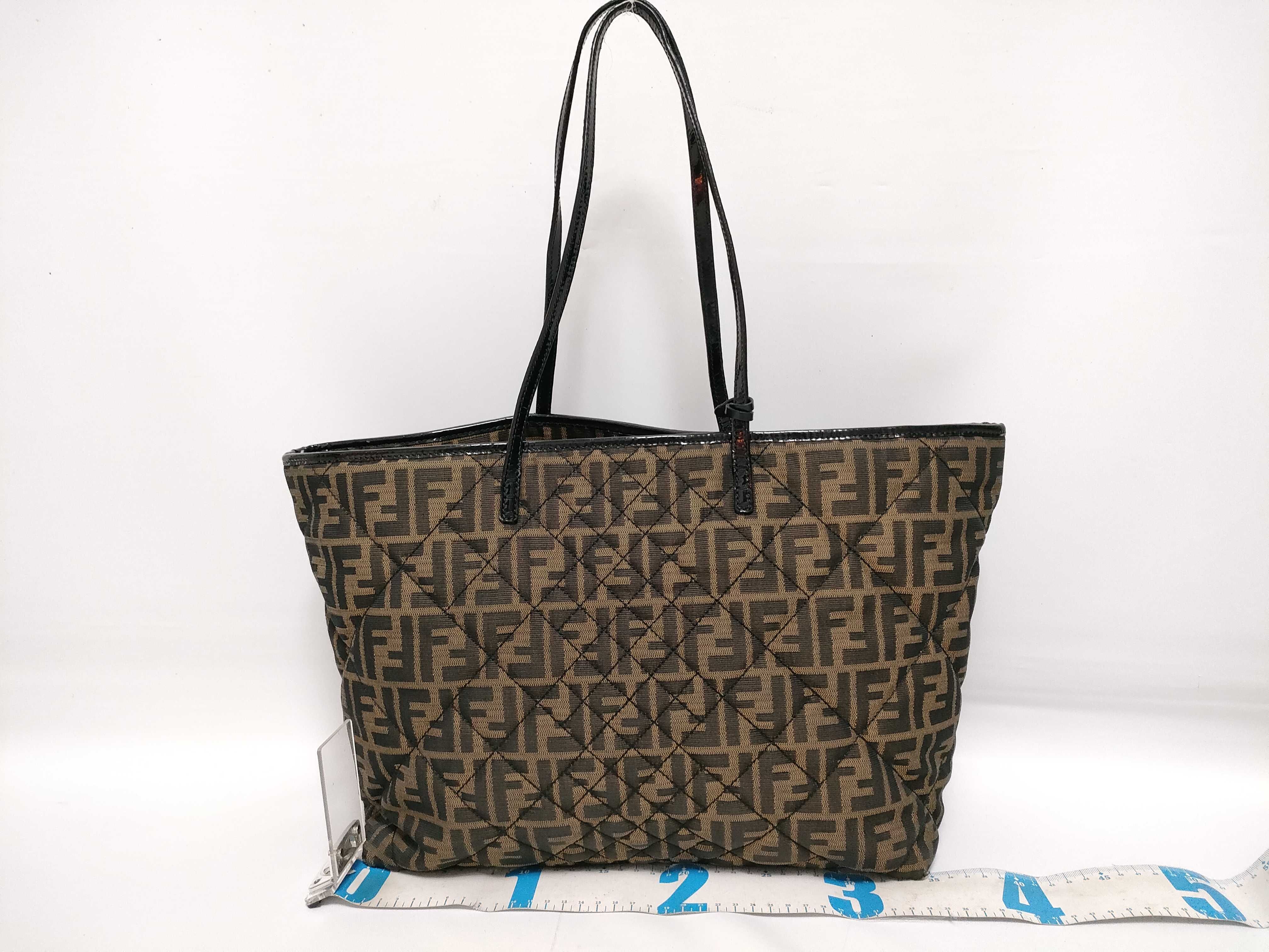 Zucca pattern FF Logo Quilted Tote Bag — view 2