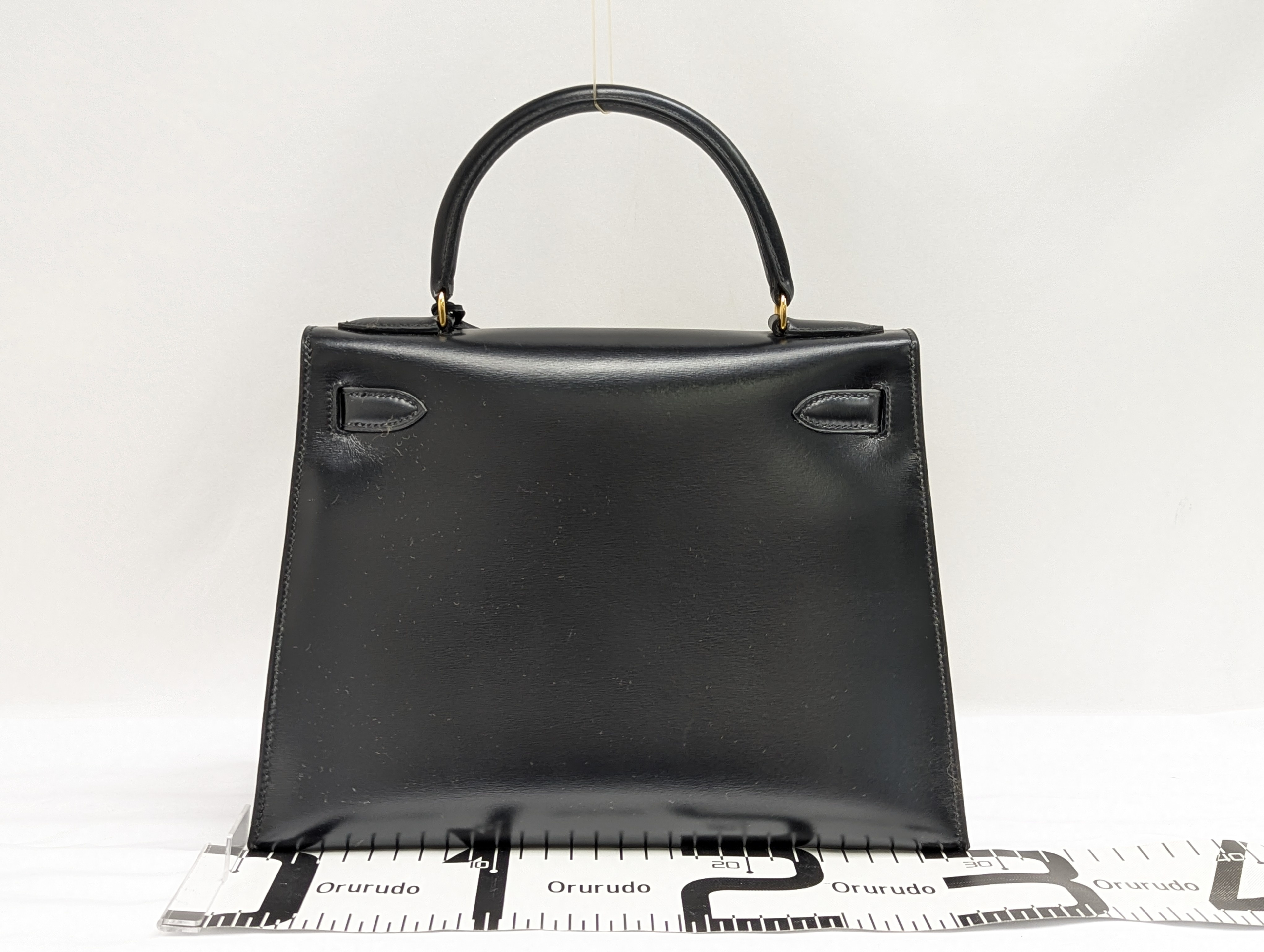 Kelly 28 Box Calf Leather Black Gold Hardware Size M Handbag — view 2
