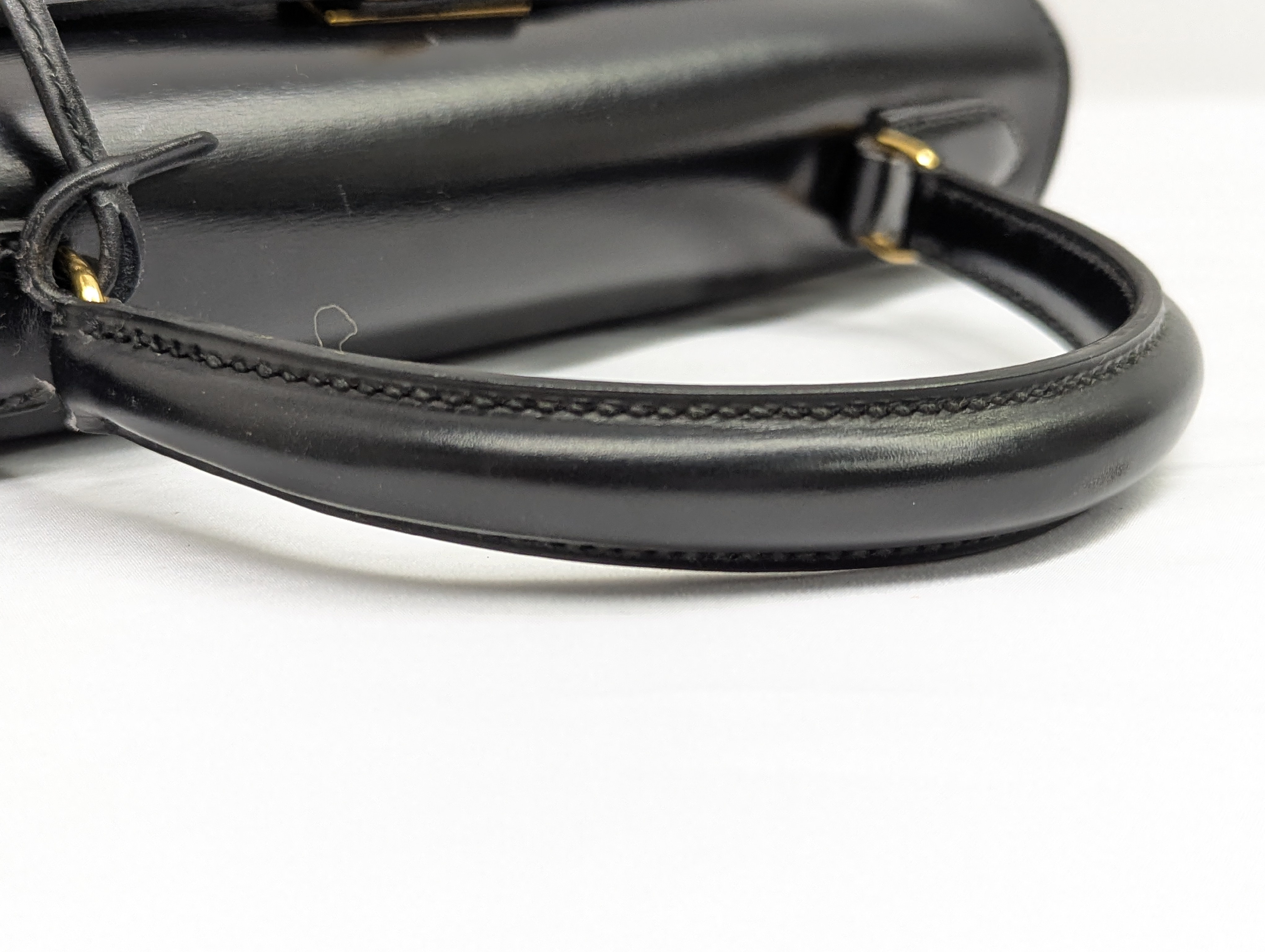 Kelly 28 Box Calf Leather Black Gold Hardware Size M Handbag — view 7