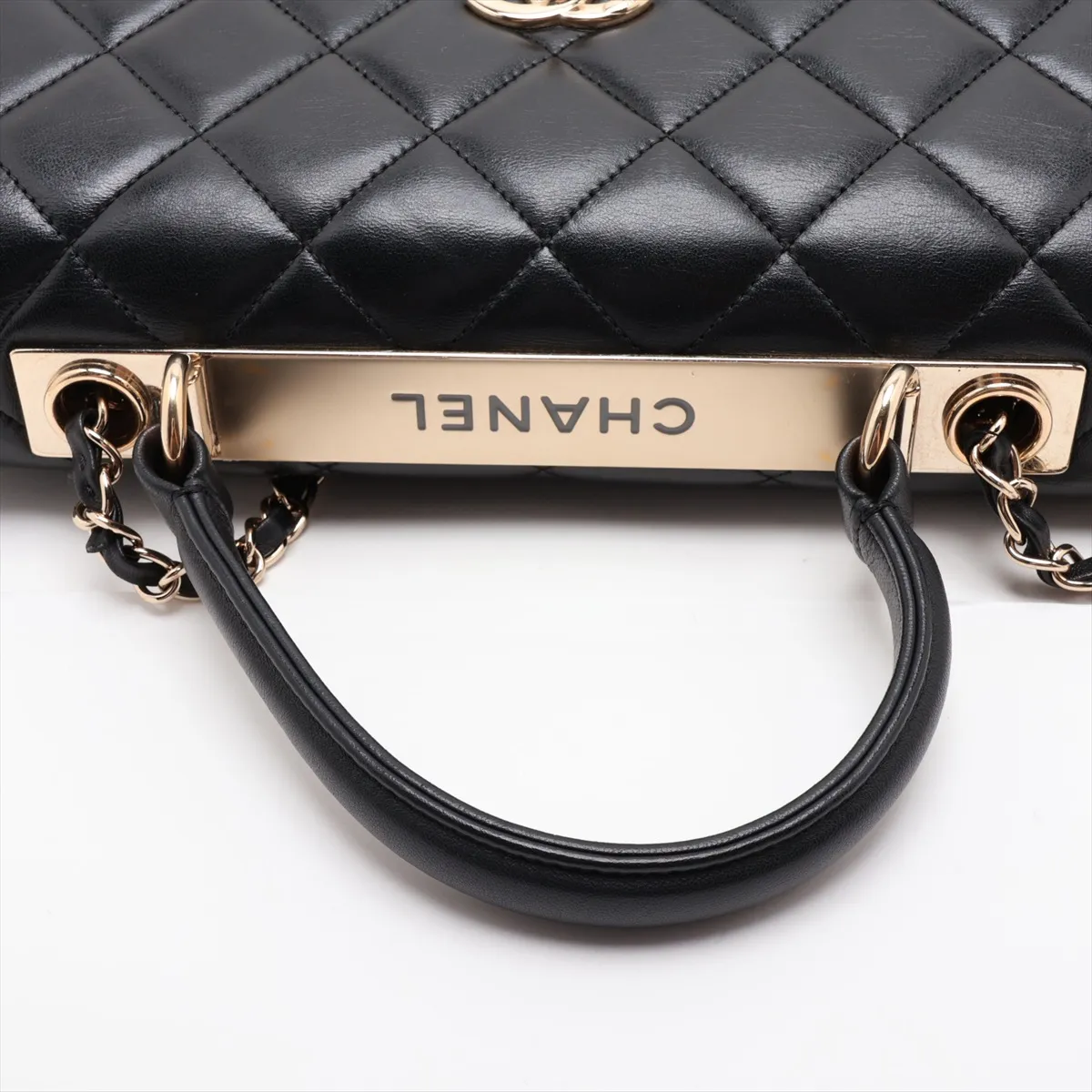Trendy CC Lambskin 2-Way Handbag, Black with Gold Hardware, 27528943, serial number in the 27 range. — view 5
