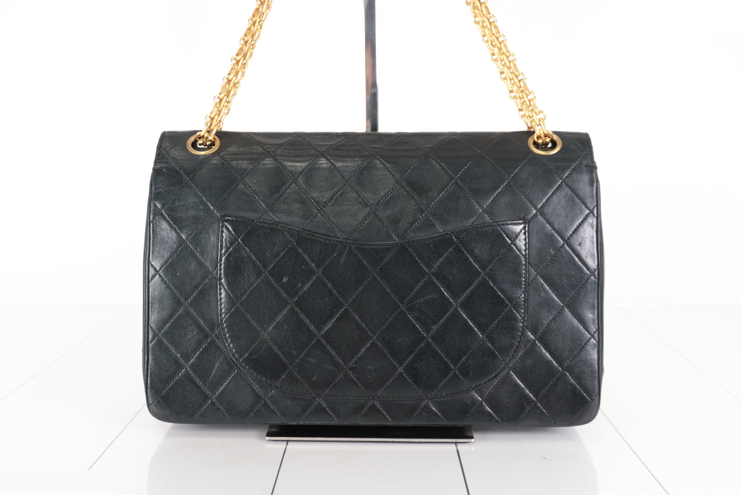 Double flap 27 Lambskin 2.55 Chain Shoulder Bag — view 3