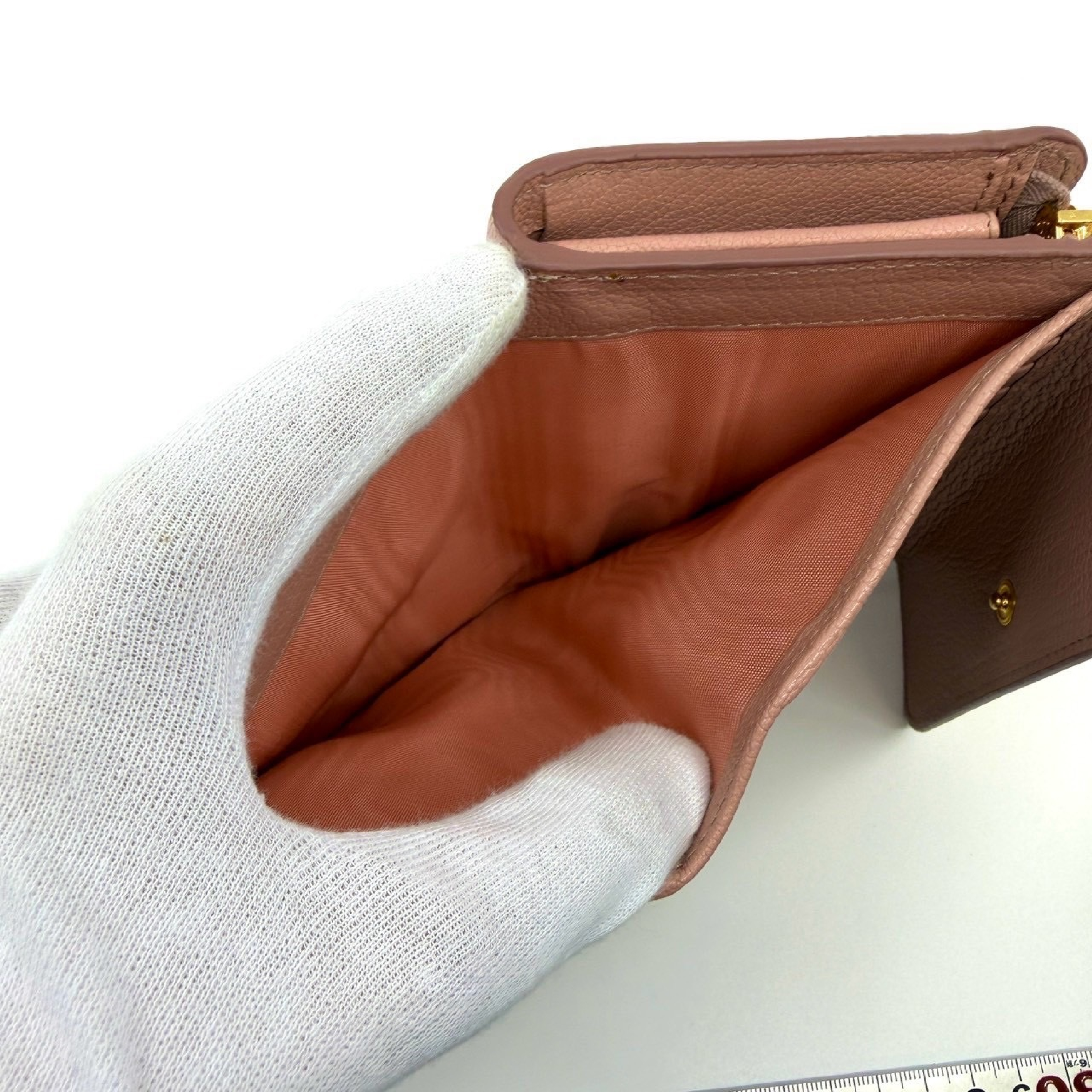 medium-sized pink zip wallet — view 5