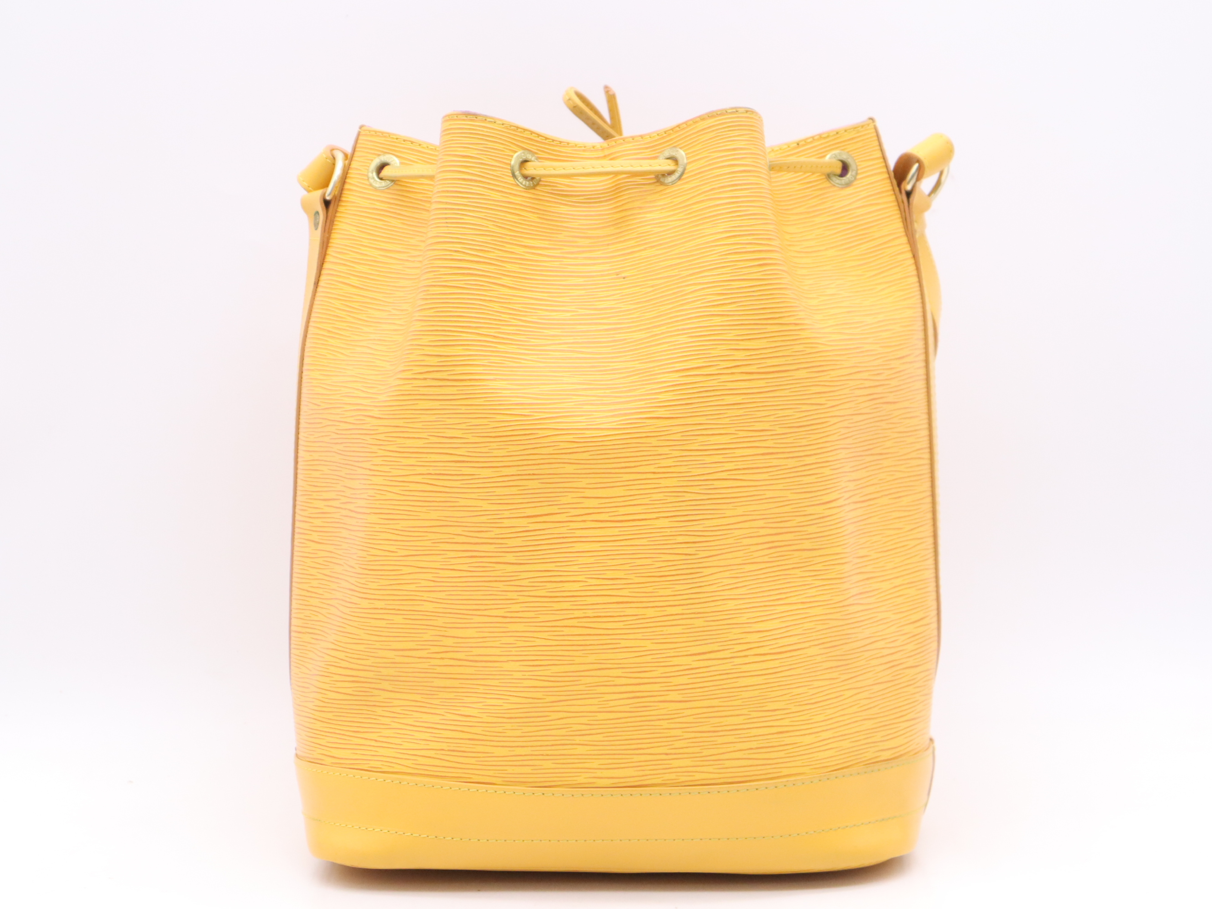 M44009 Epi Noe Tassili Yellow Shoulder Bag — view 2