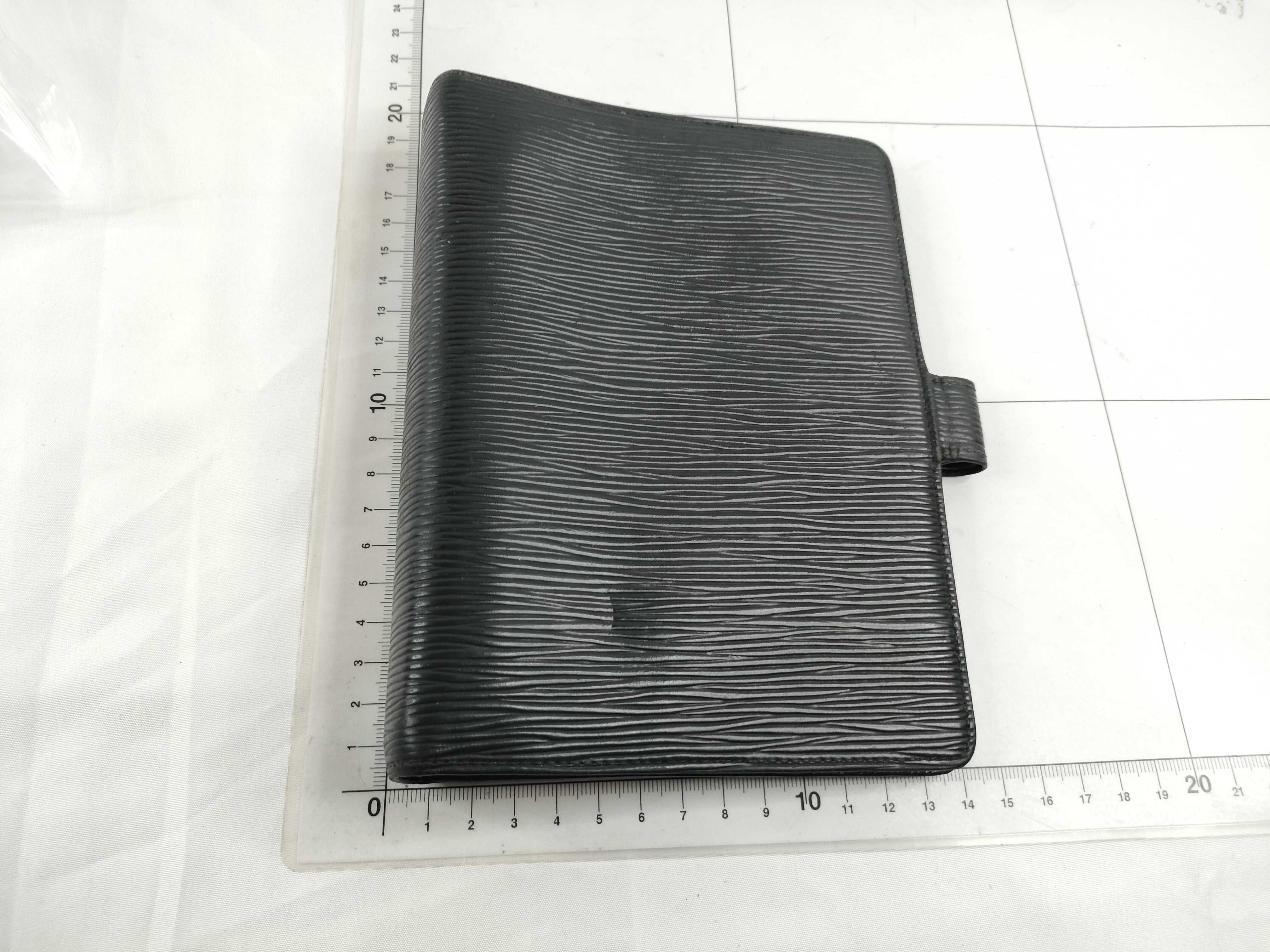 Epi Leather Agenda MM Black Notebook Cover — view 2