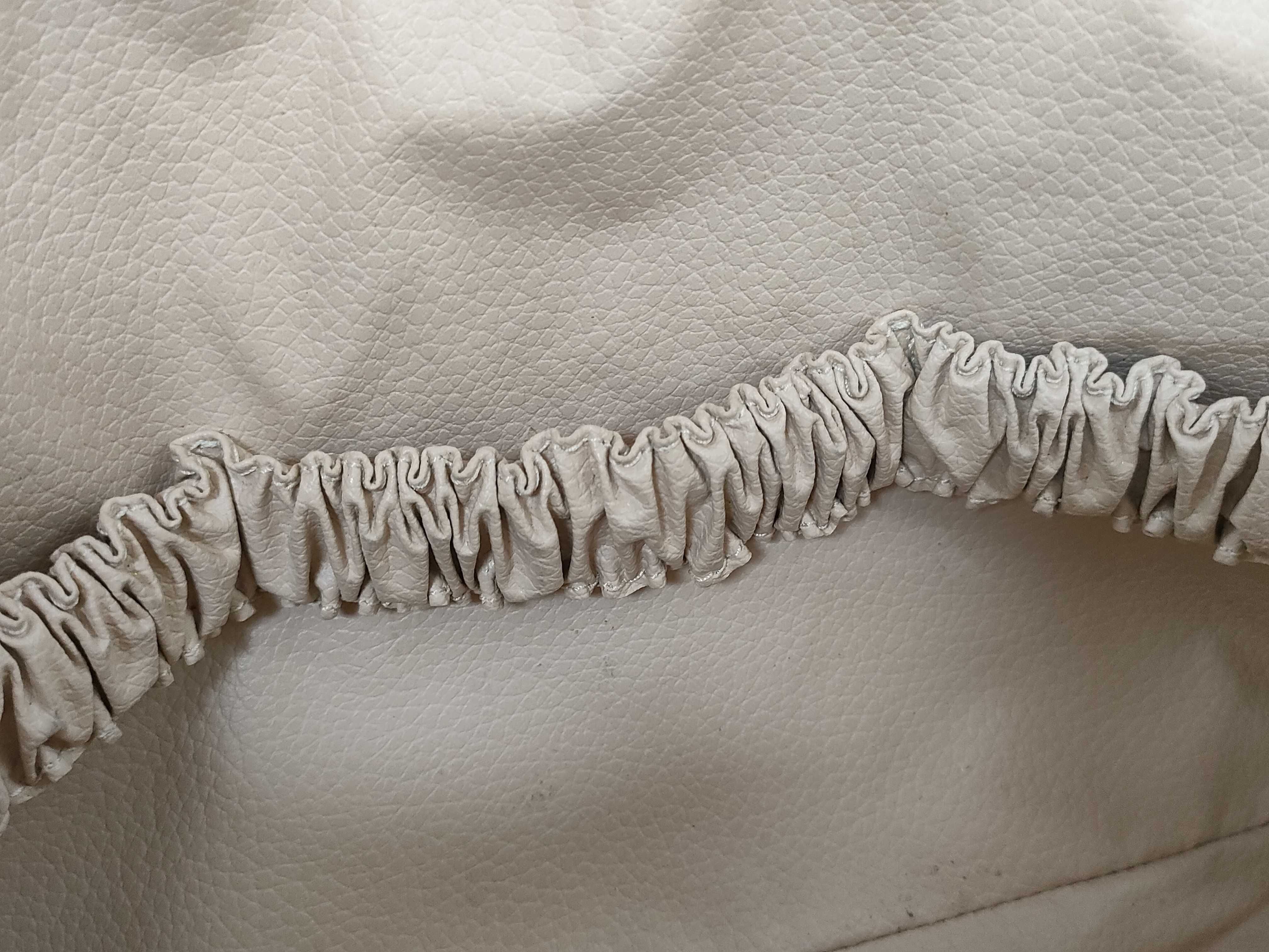 Monogram Louis Vuitton Troussard Toilette 28 Pouch — view 11