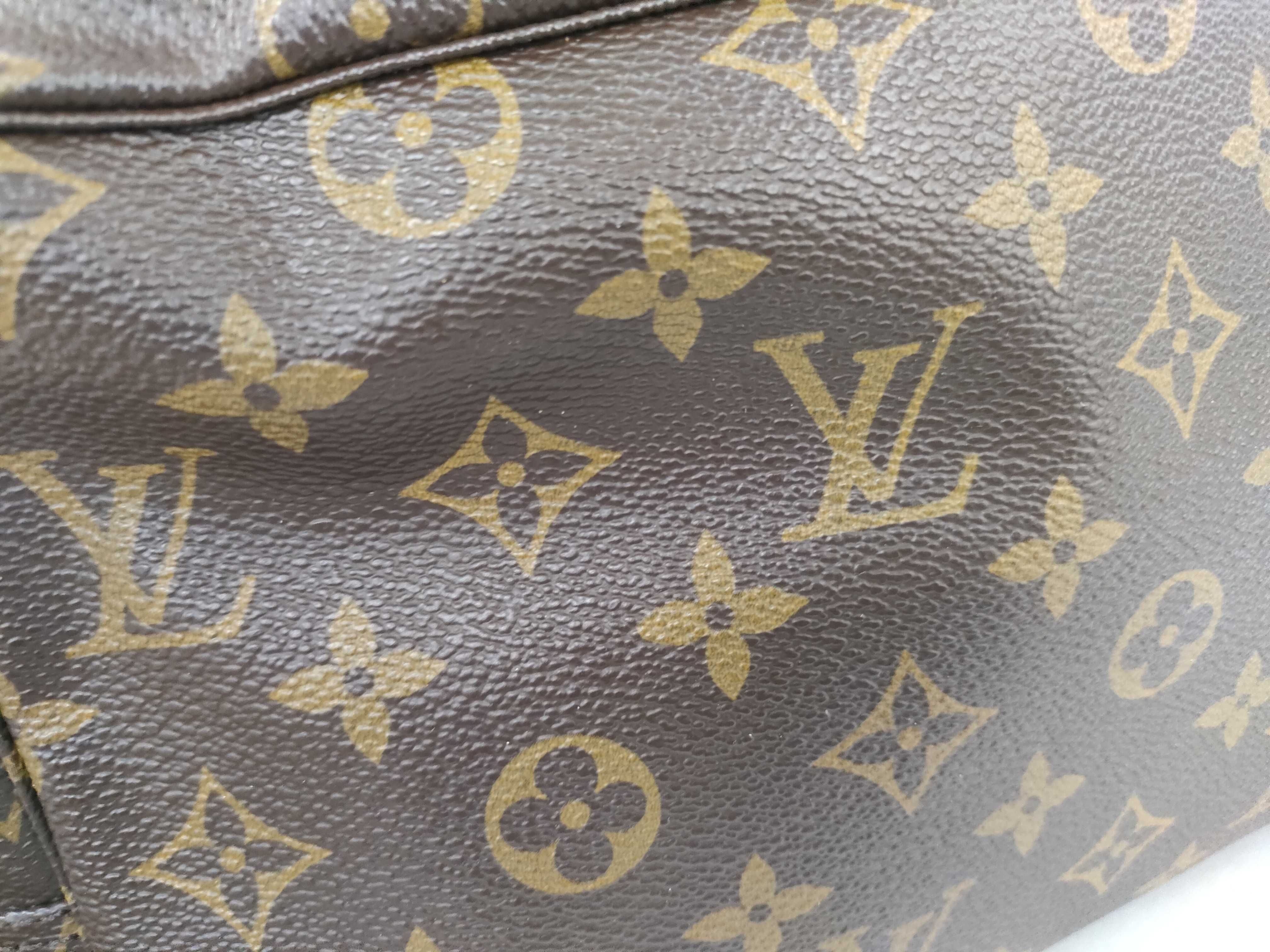 Monogram Louis Vuitton Troussard Toilette 28 Pouch — view 12