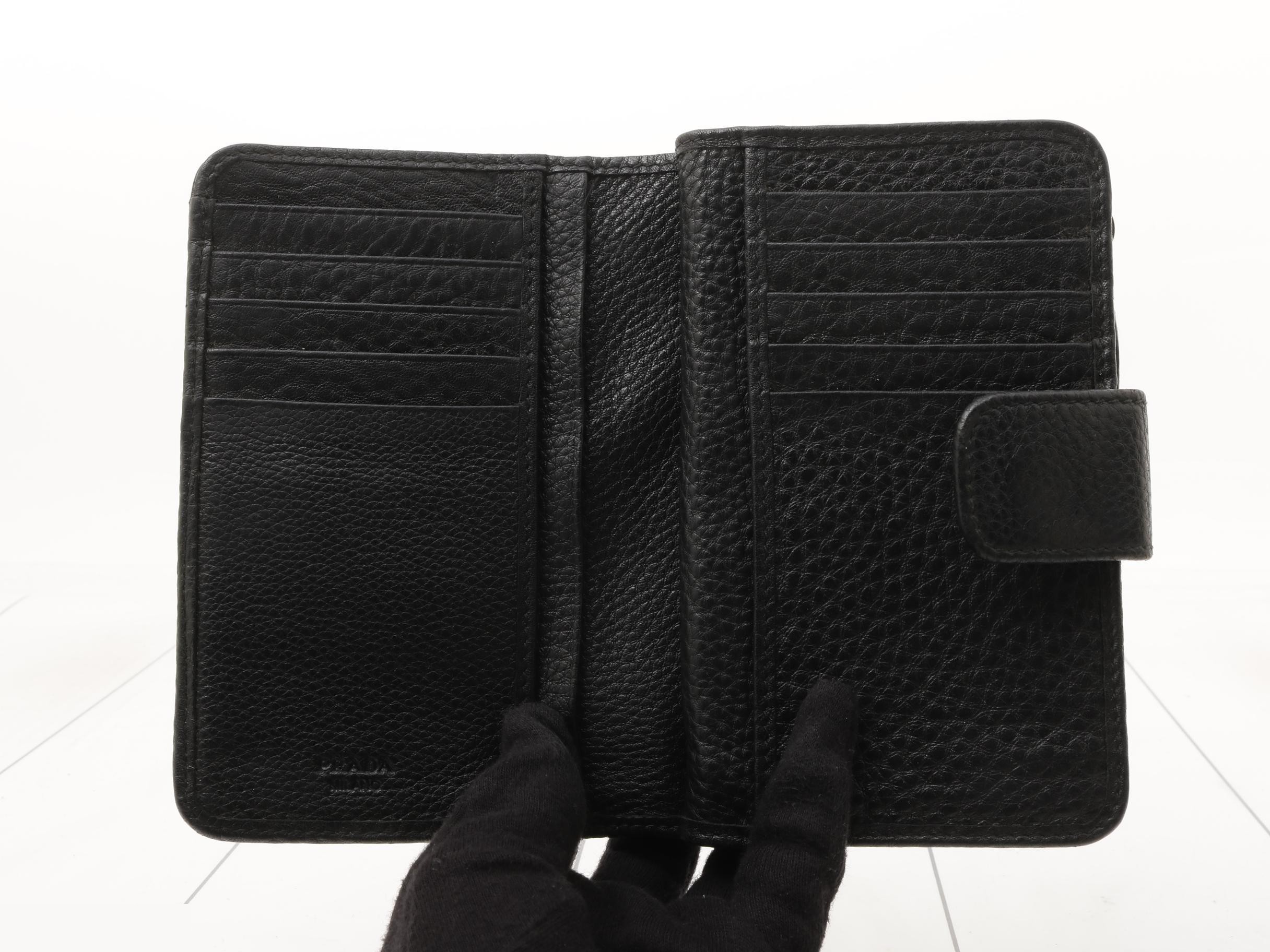 L-shaped zipper wallet, black — view 4
