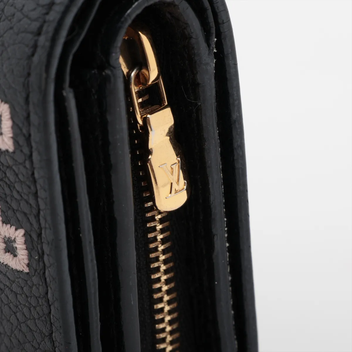 Monogram Empreinte Broderie Portefeuille Claire M81139 Black Compact Wallet (RFID detected) — view 9
