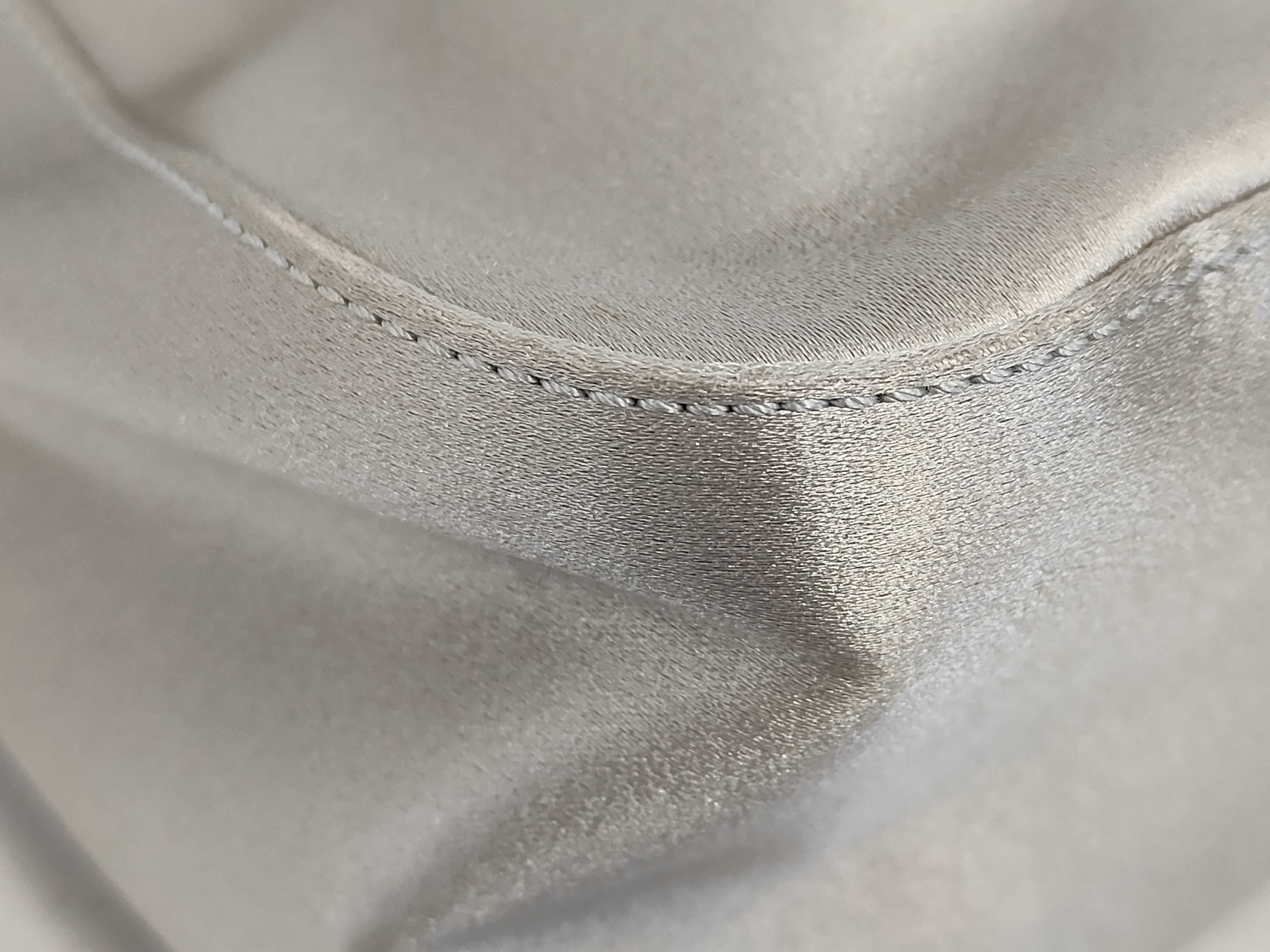 Satin Archive Triangle Logo Metallic Silver One-Shoulder Bag Handbag — view 3