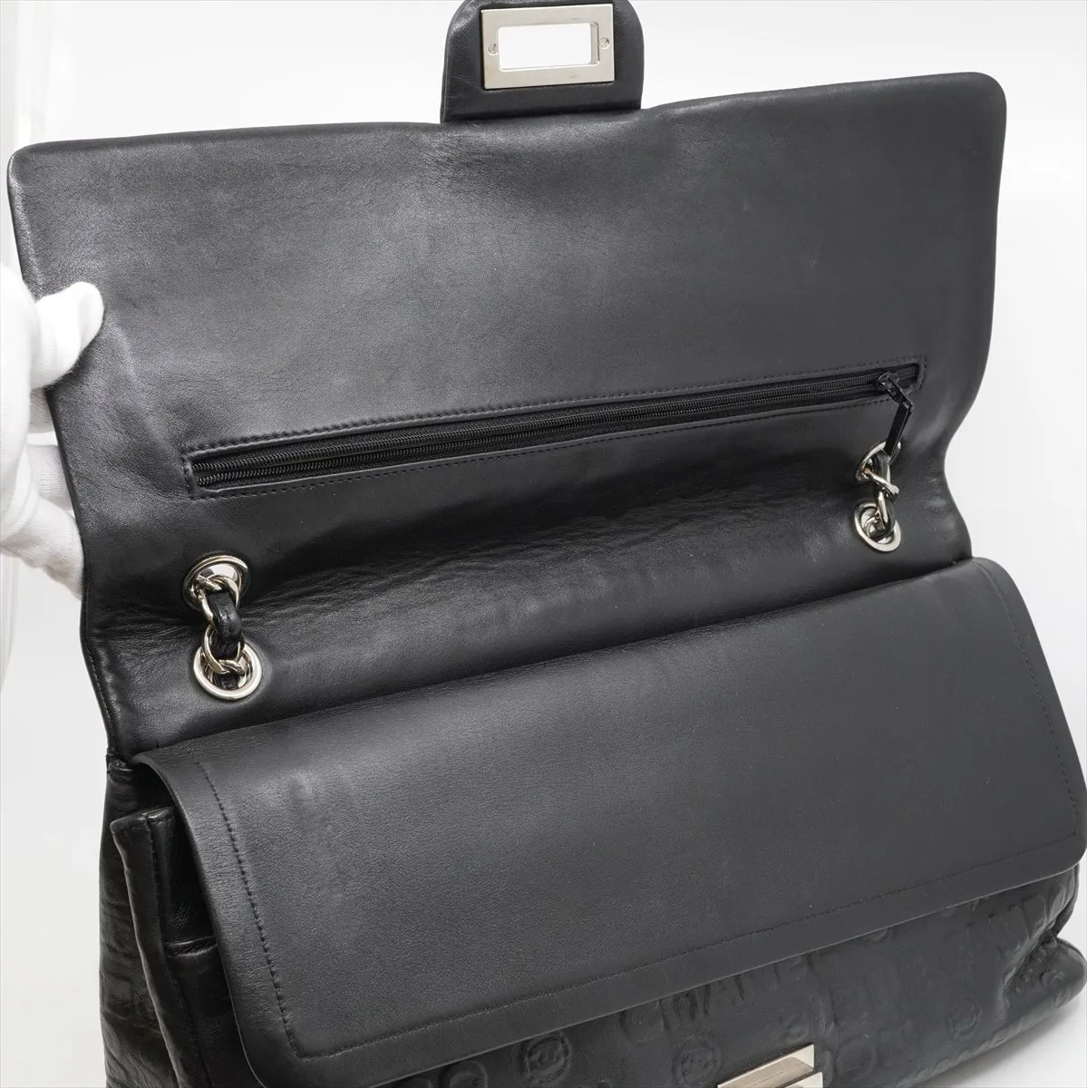 Matelasse 2.55 Maxi Calfskin Double Flap Double Chain Bag Black Silver Hardware 12934754 Storage Bag Included — view 13