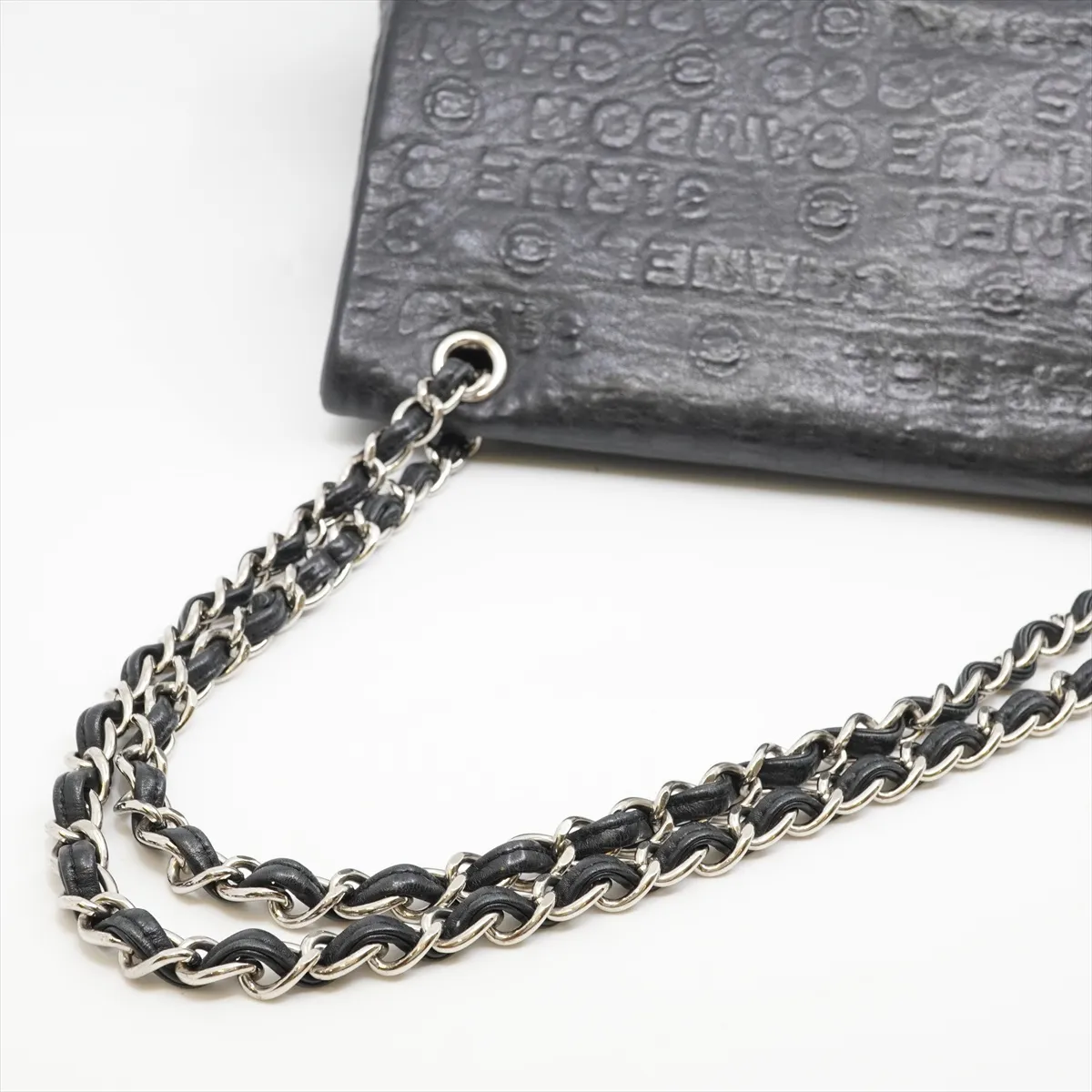 Matelasse 2.55 Maxi Calfskin Double Flap Double Chain Bag Black Silver Hardware 12934754 Storage Bag Included — view 5