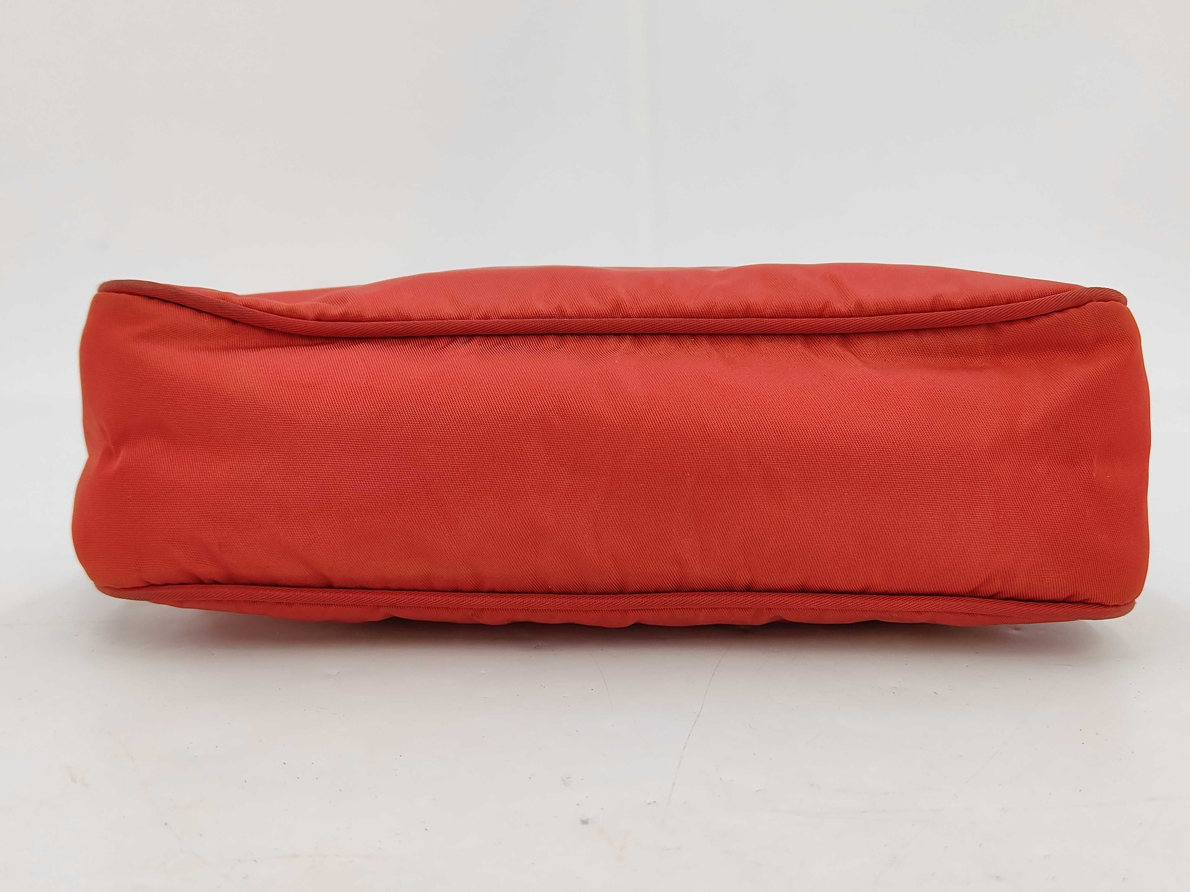 Vintage Nylon Sport Hobo Bag Handbag — view 6