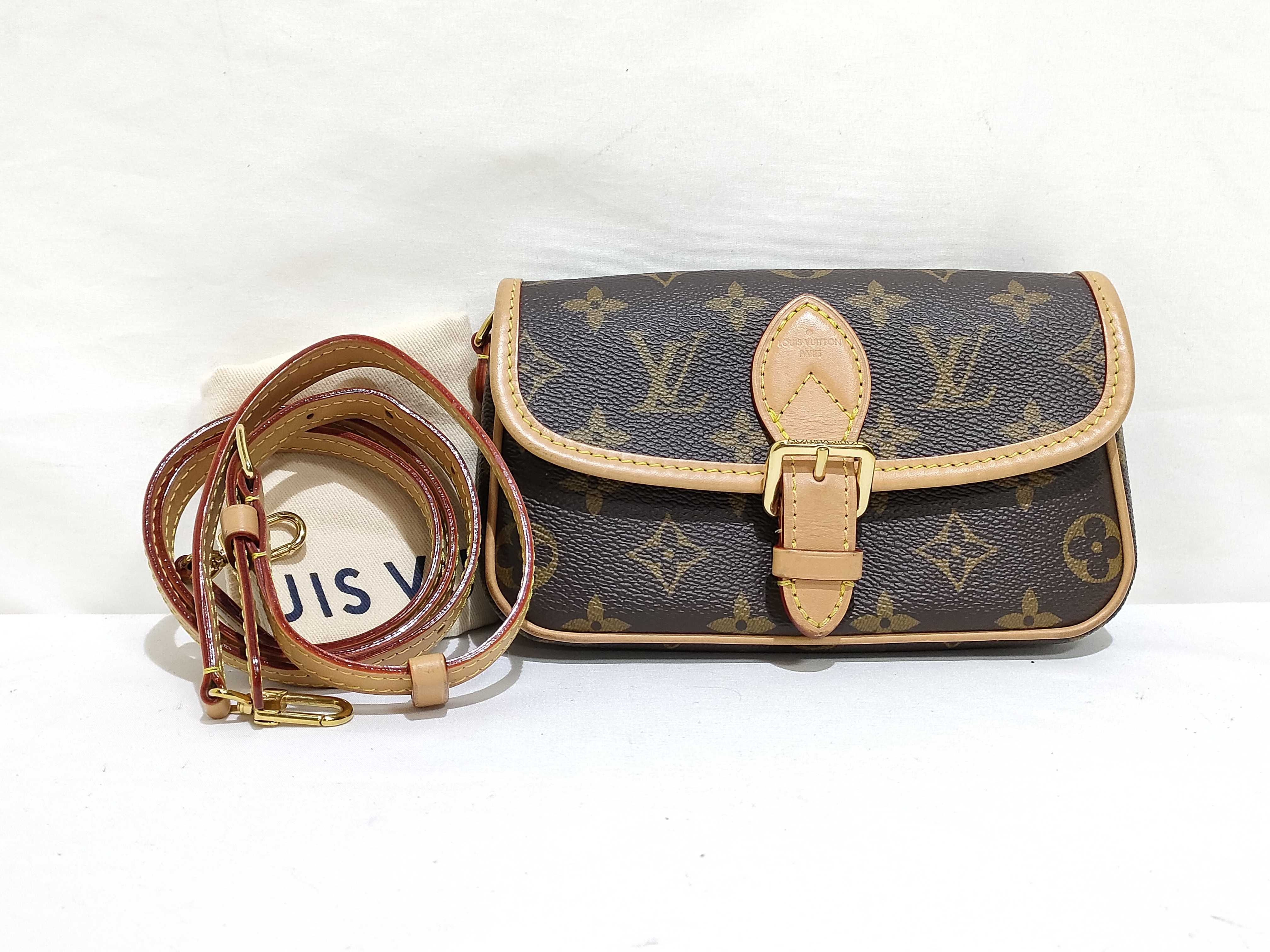 Monogram Nano Diane Monogram M83298 RFID Shoulder Bag