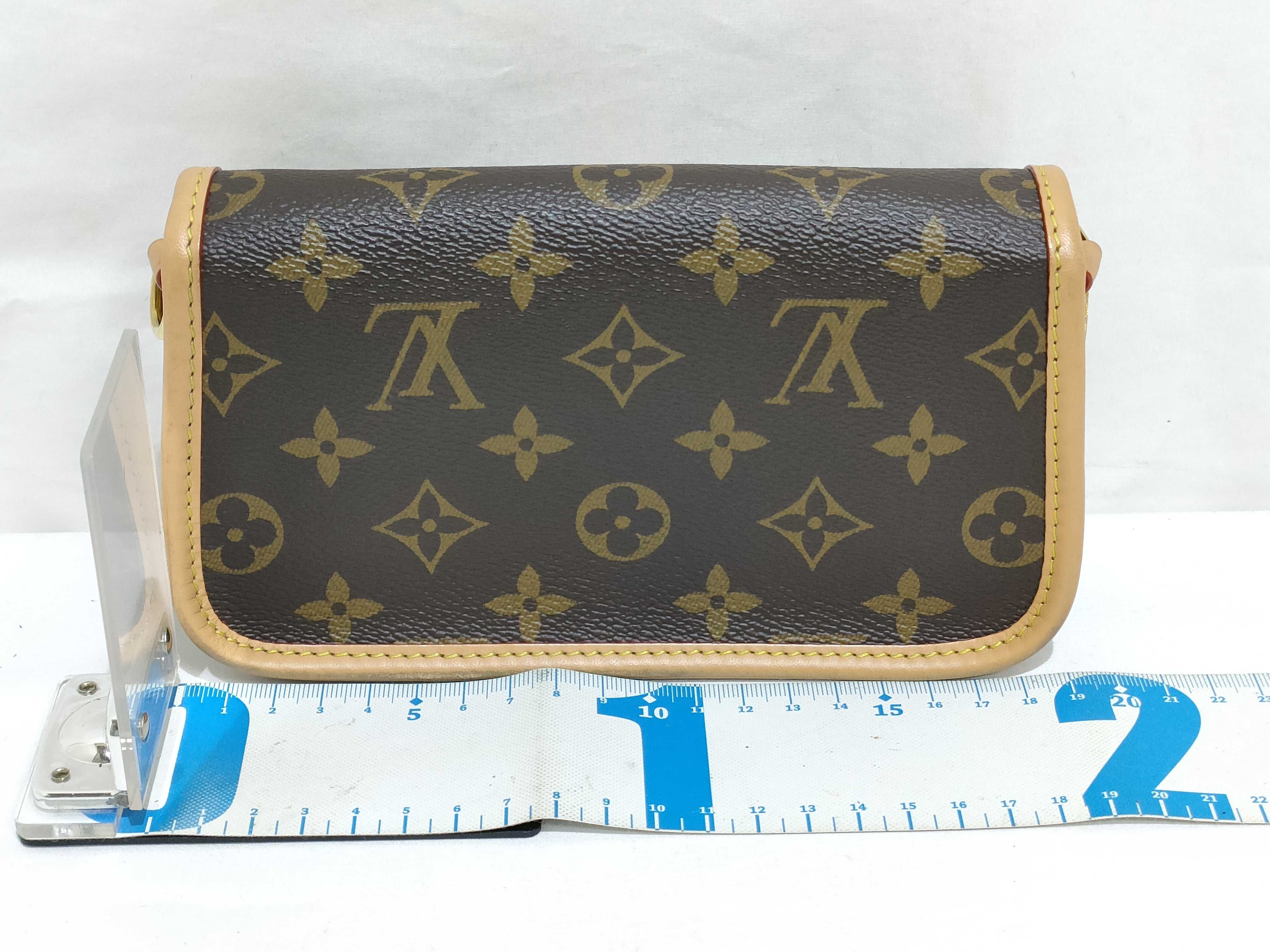 Monogram Nano Diane Monogram M83298 RFID Shoulder Bag — view 2