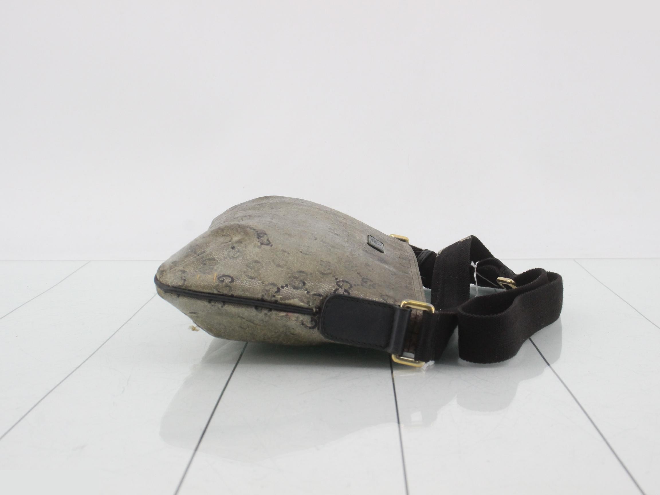 shoulder bag — view 3