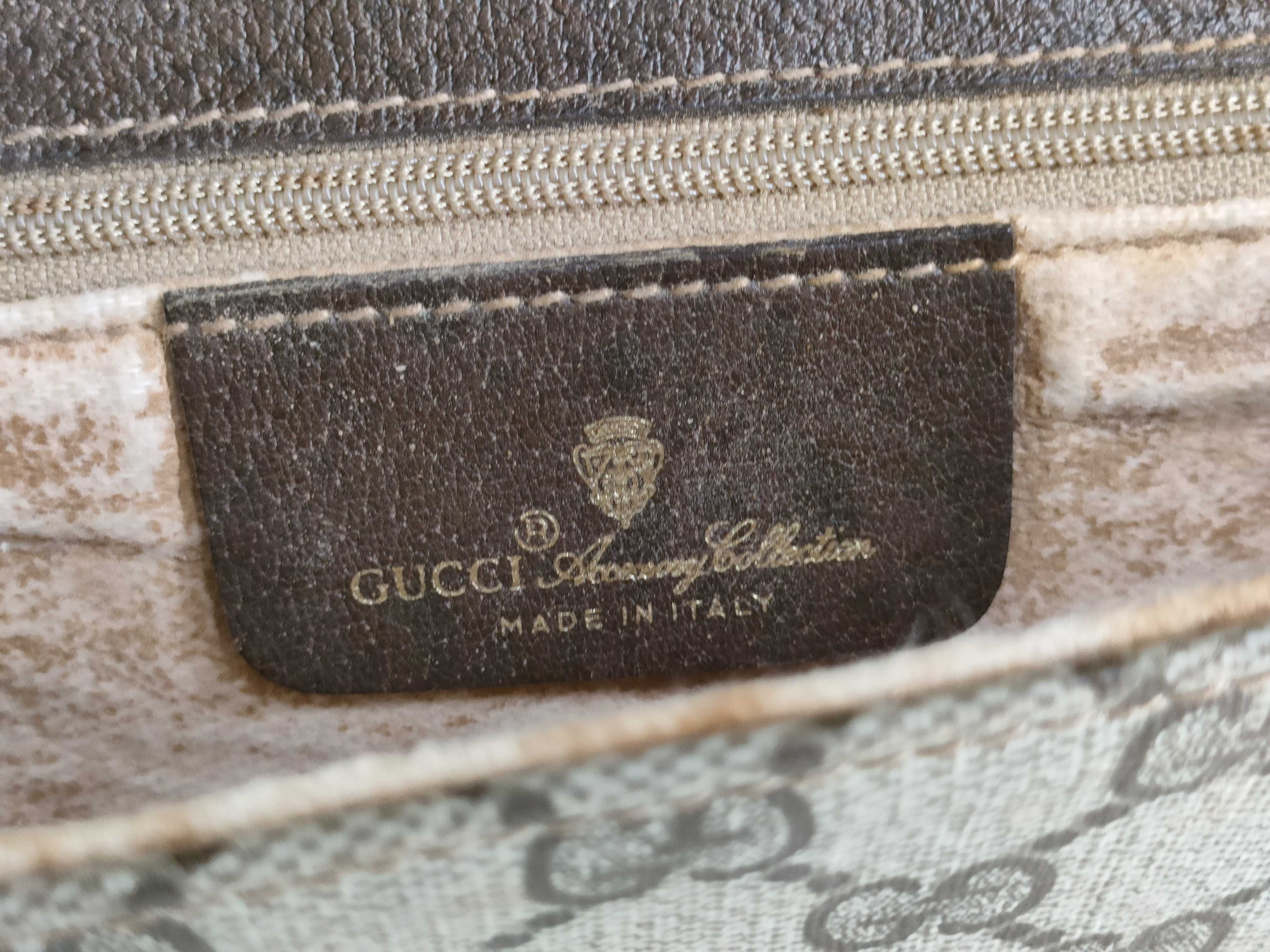 GG Supreme Shoulder Bag — view 13