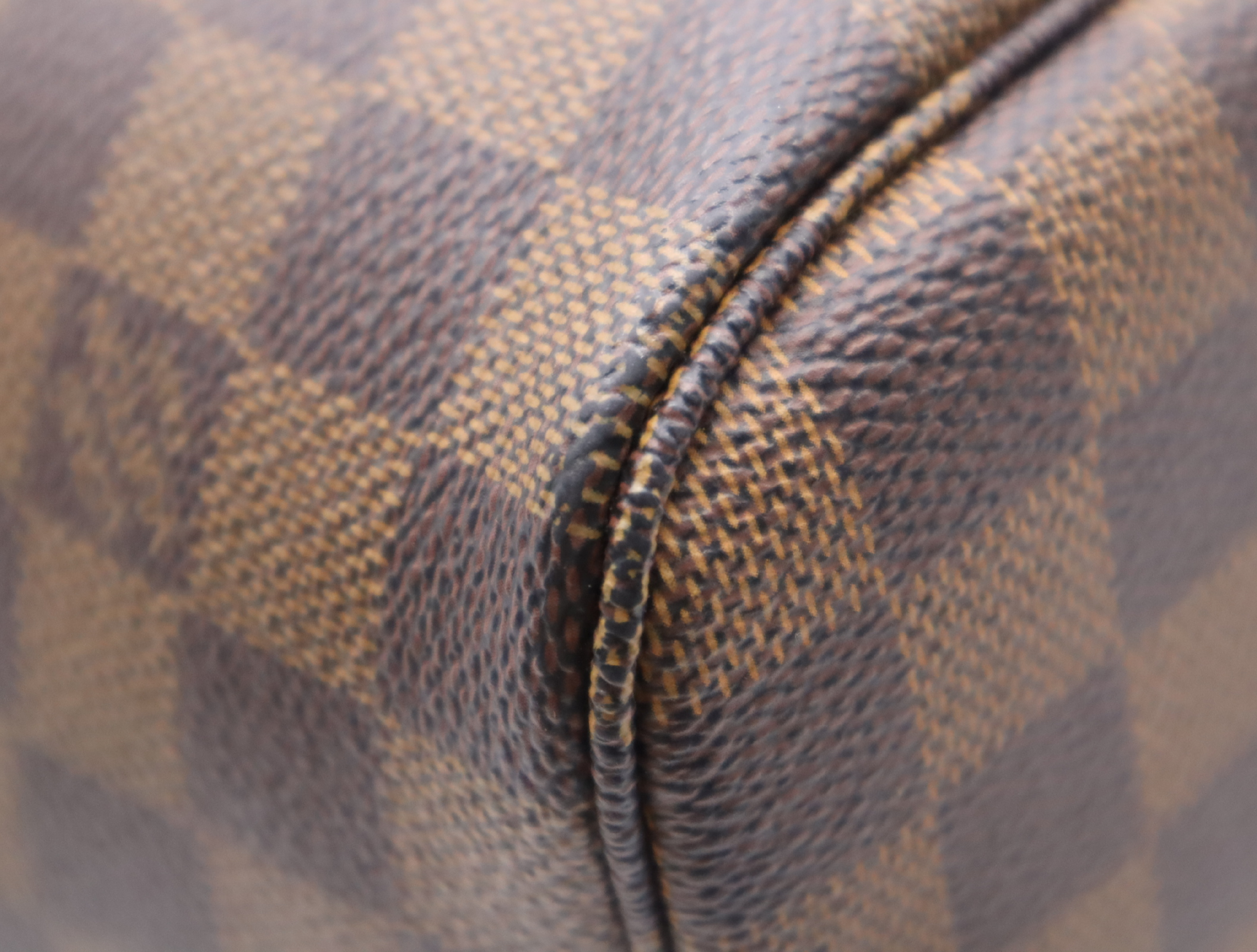 N51105 Damier Neverfull MM (Old Model) Tote Bag — view 6