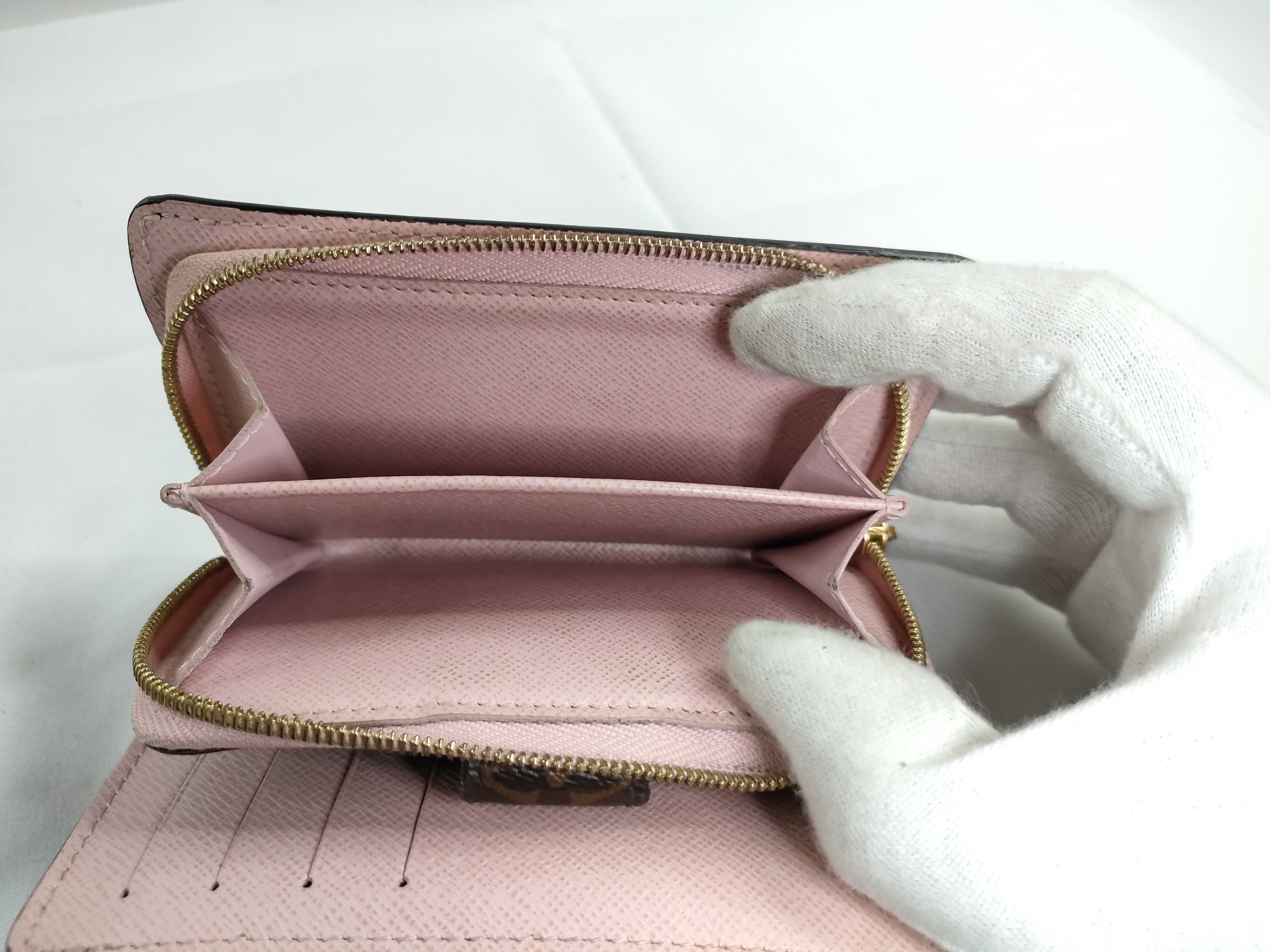 Monogram Portefeuille Juliette M80973 Rose Ballerine RFID Wallet — view 13