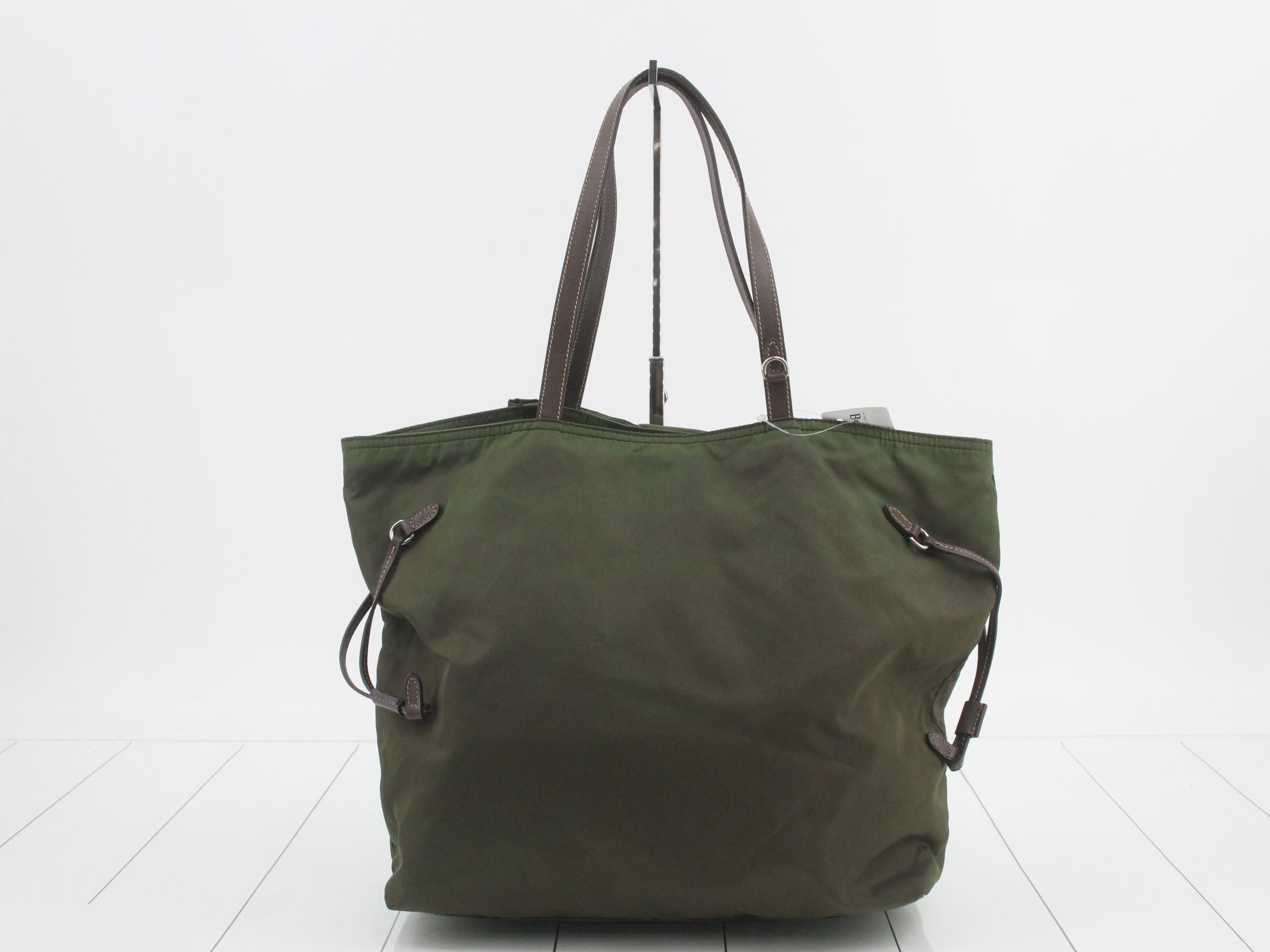 Ｒｉｂｂｏｎ Ｔｏｔｅ — view 2