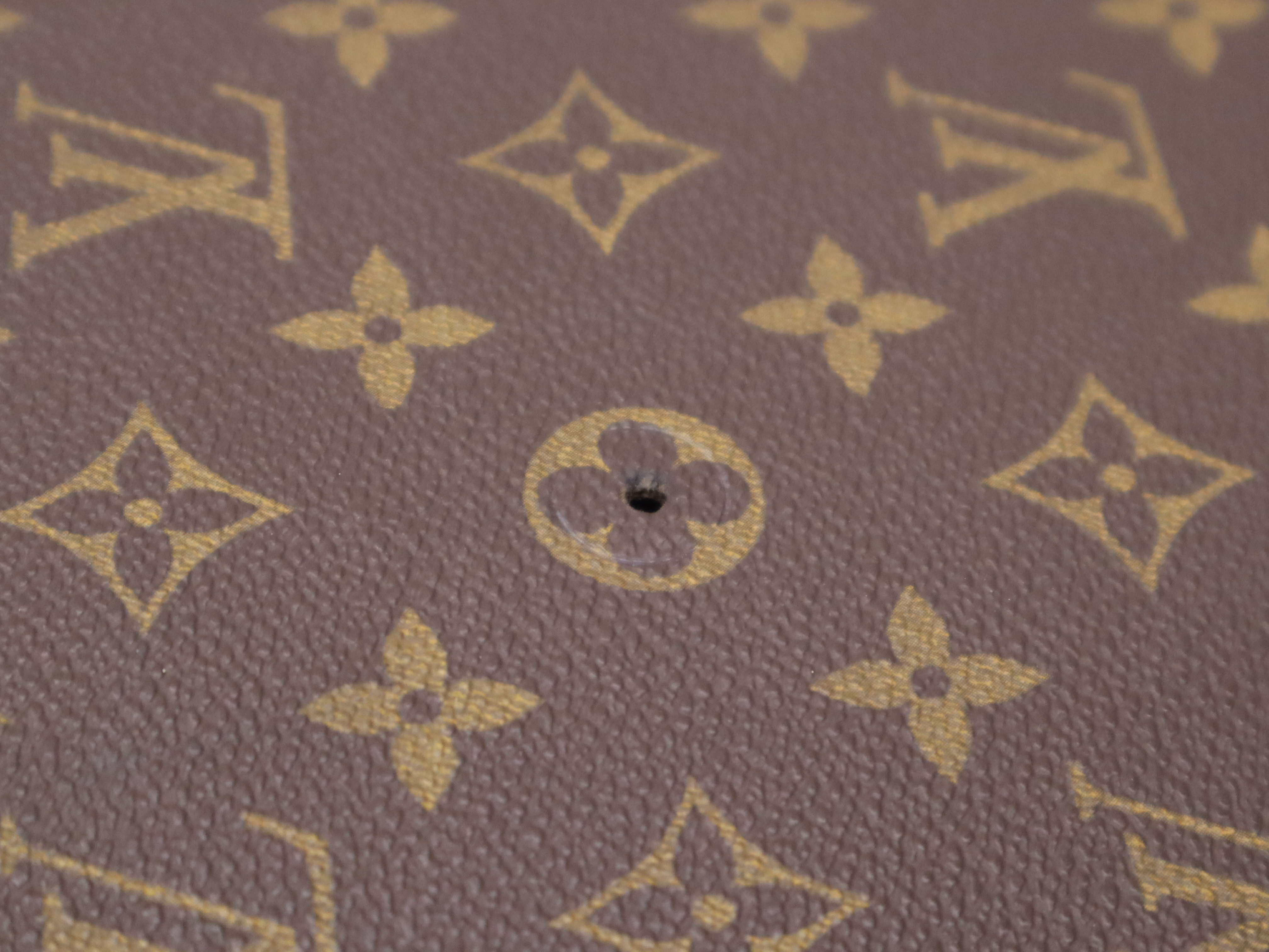M41137 Monogram Cruiser 50 Tote Bag — view 13