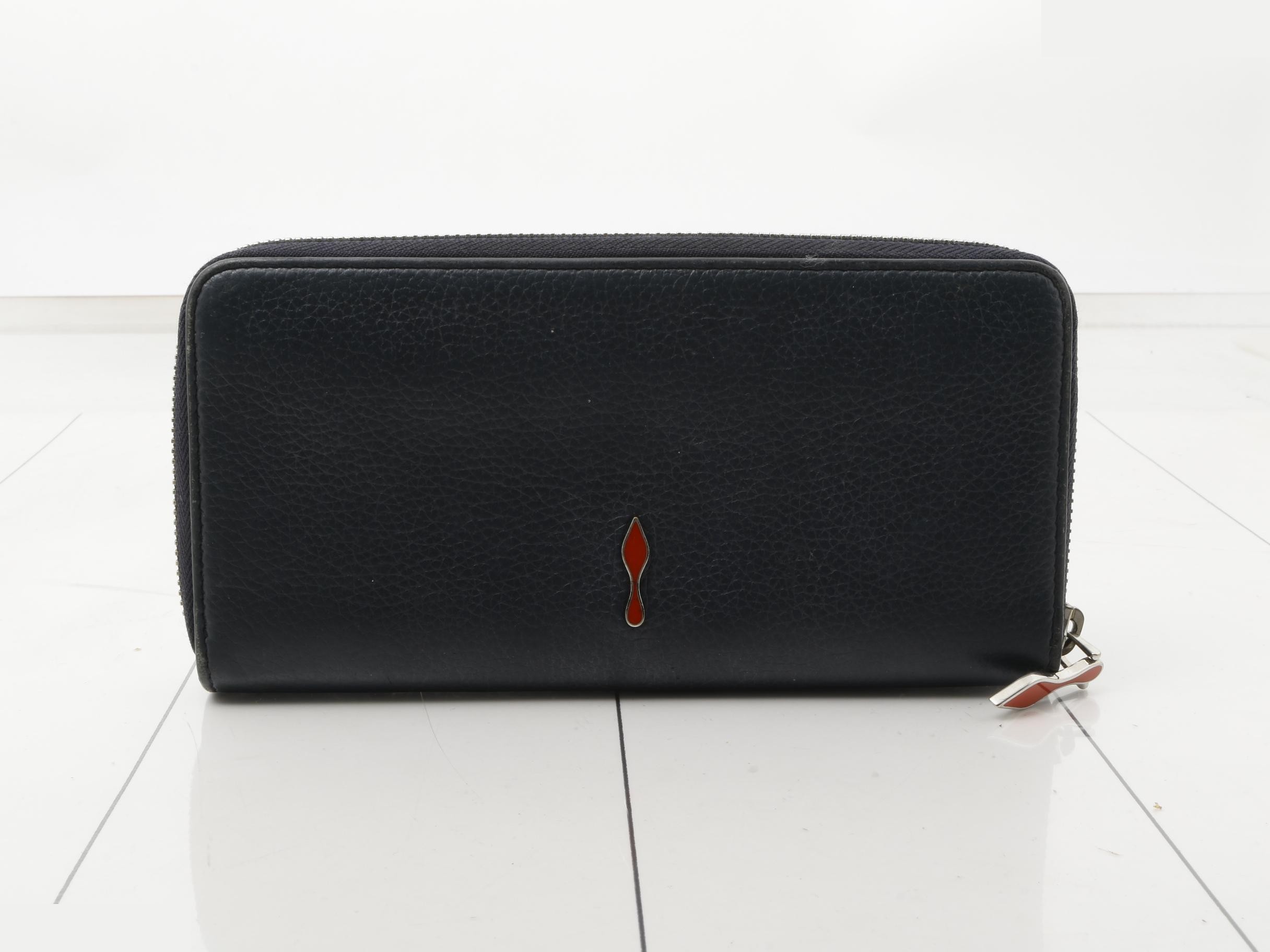 Other lines: Bags and Wallets — view 2