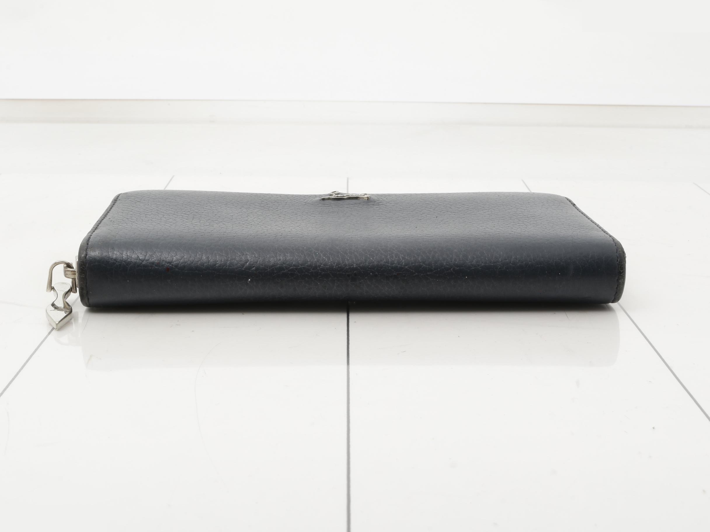 Other lines: Bags and Wallets — view 3