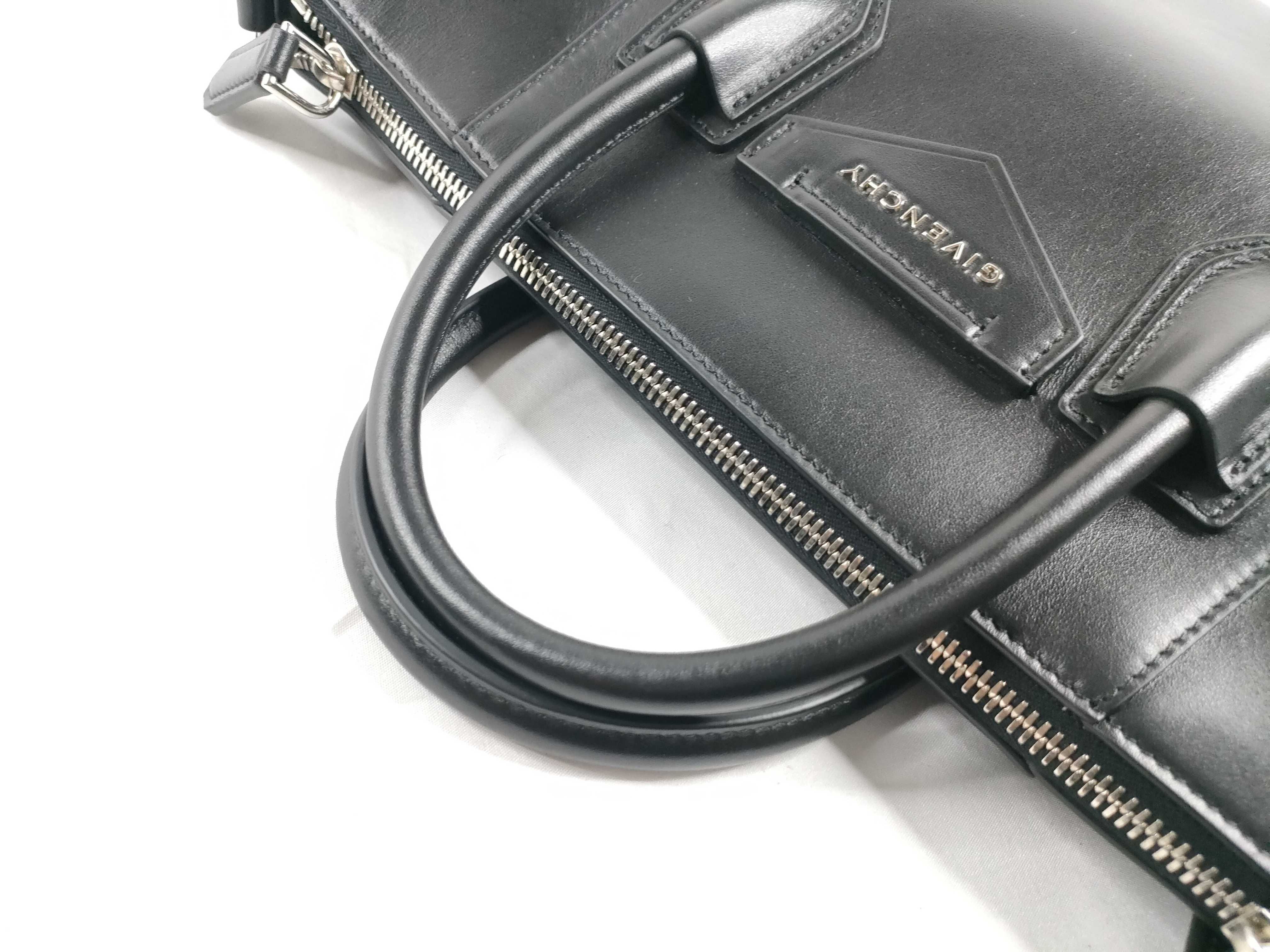 Antigona Small Hand/Shoulder Bag (2-way, Crossbody) — view 6