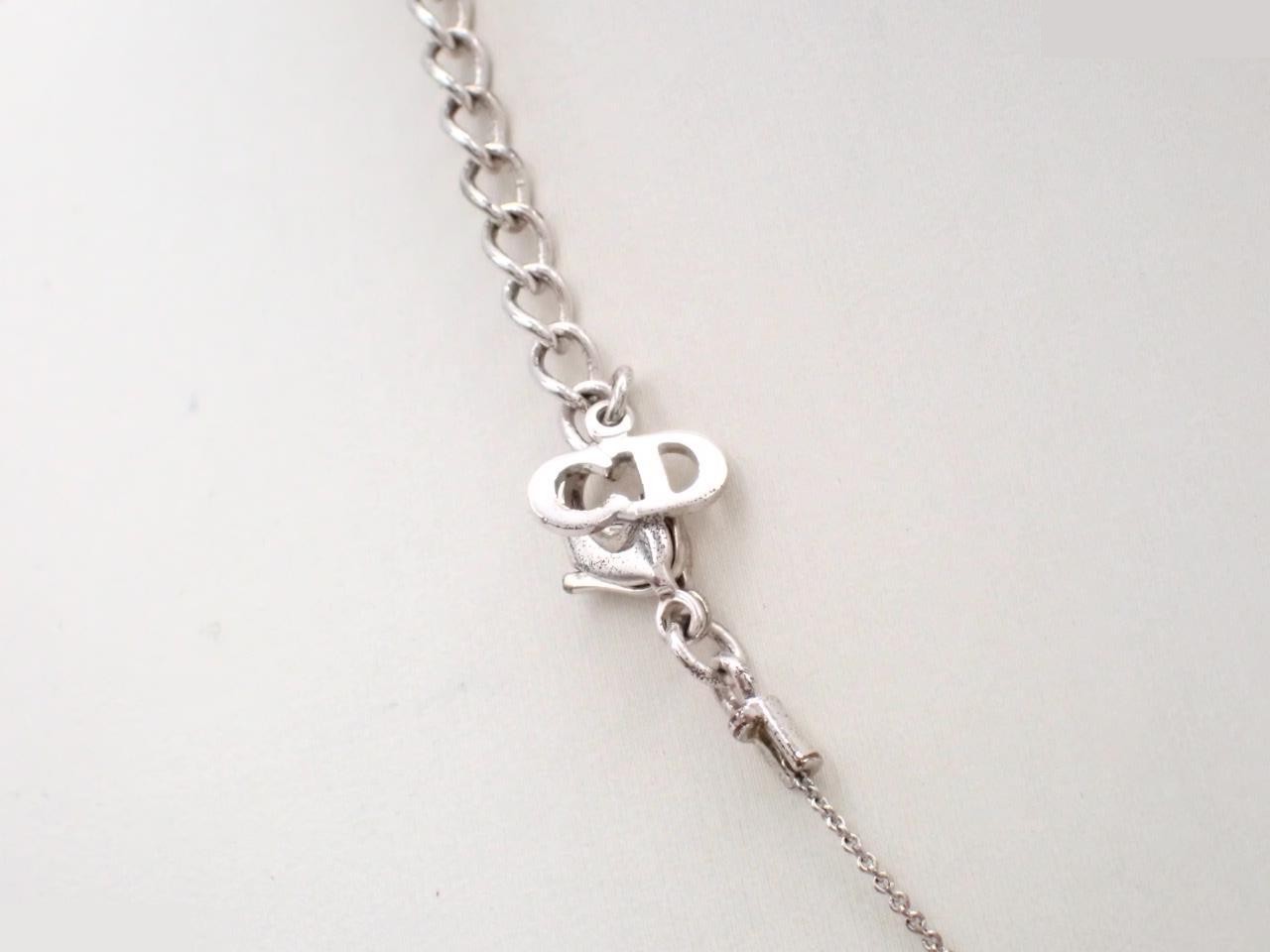 Logo, silver, chain approximately 43cm — view 2