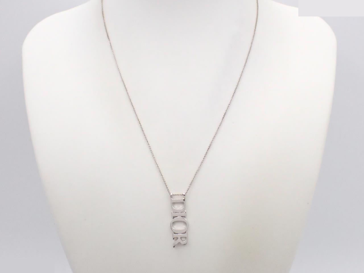 Logo, silver, chain approximately 43cm — view 3