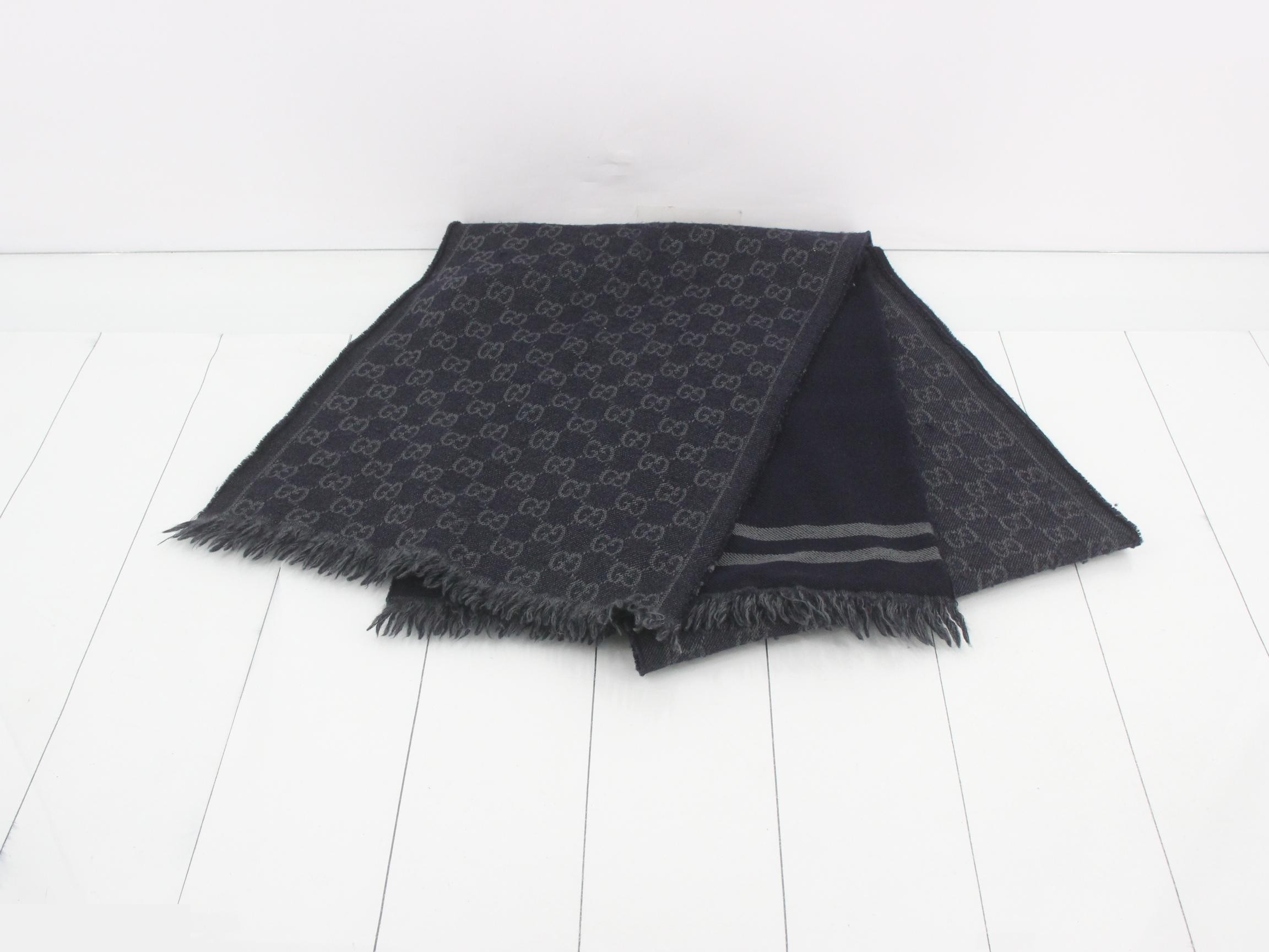 GG scarf with tags — view 2