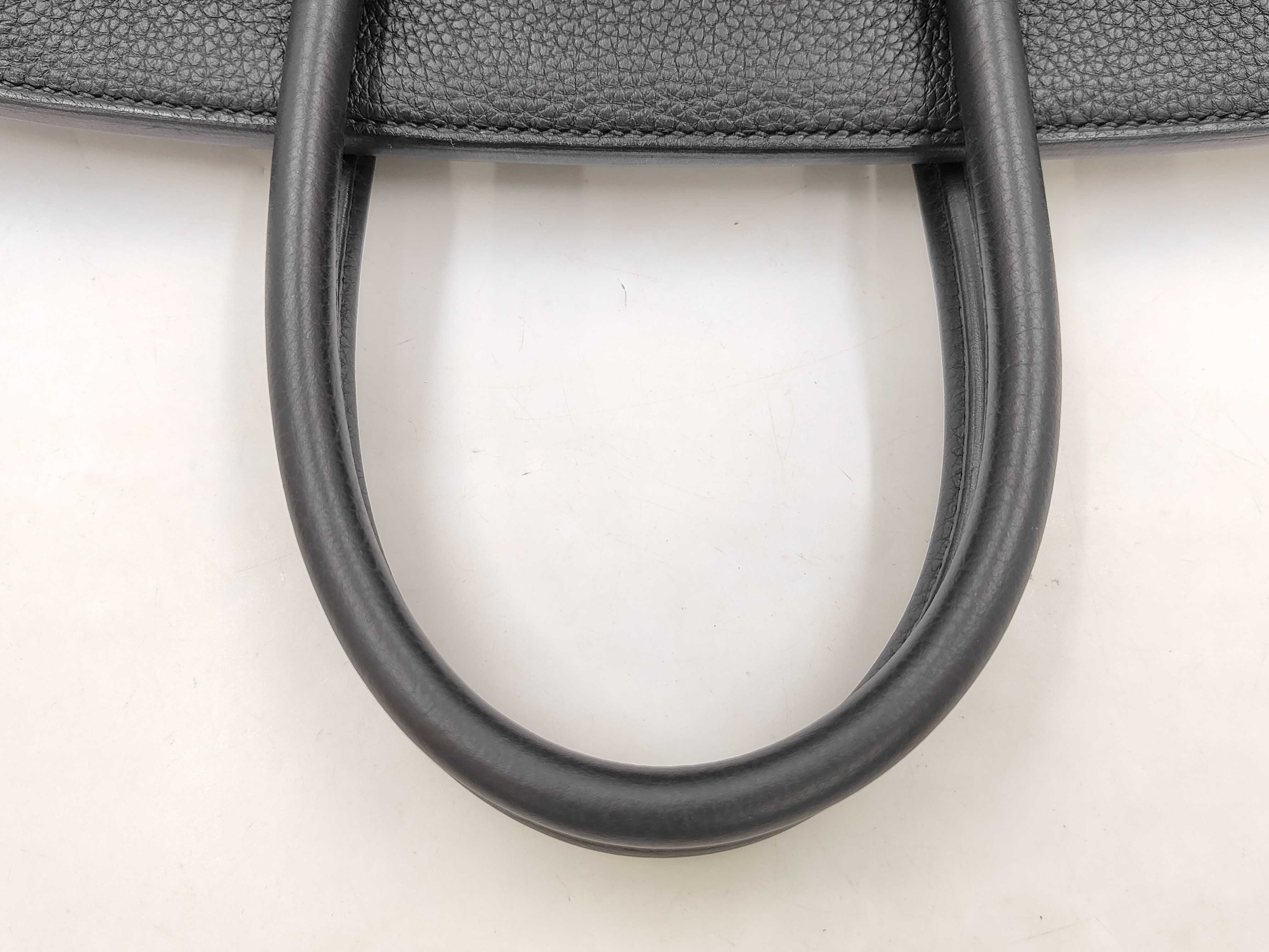 Birkin 30 Togo Leather, Black, Gold Hardware, B Stamp, Handbag — view 5