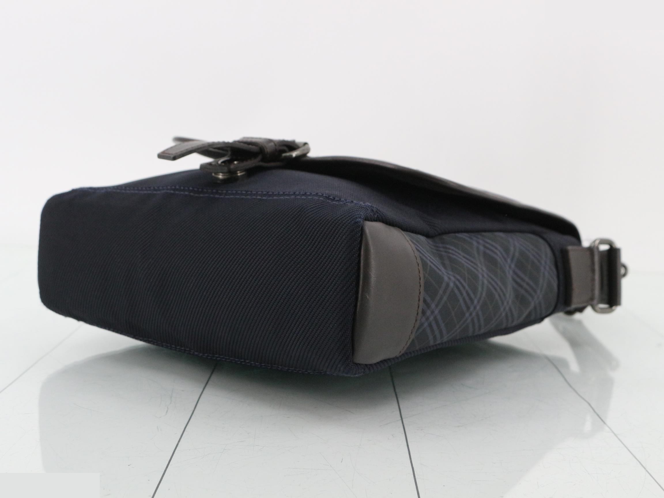 Other line bag — view 6