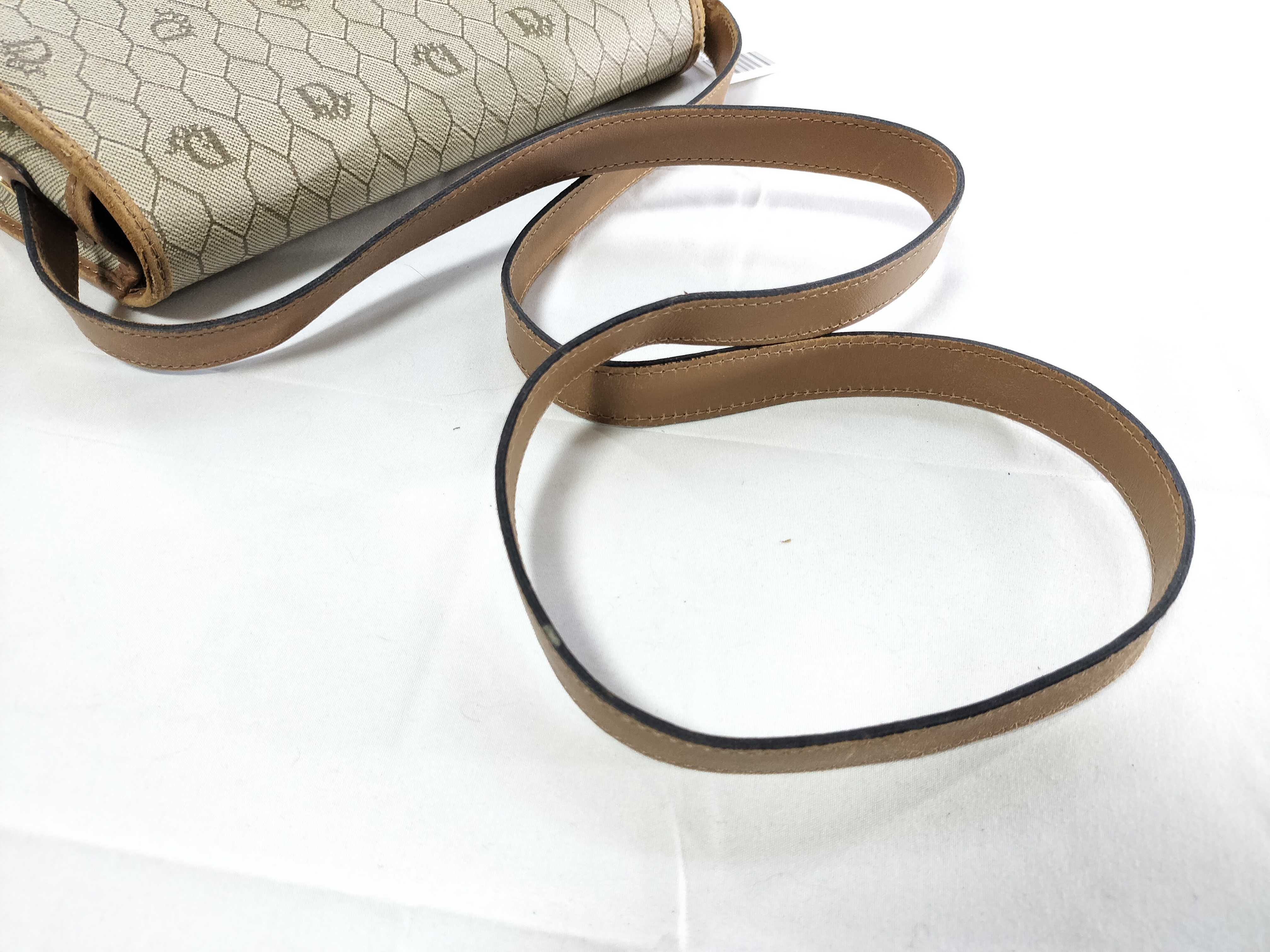 Honeycomb Shoulder Bag — view 3