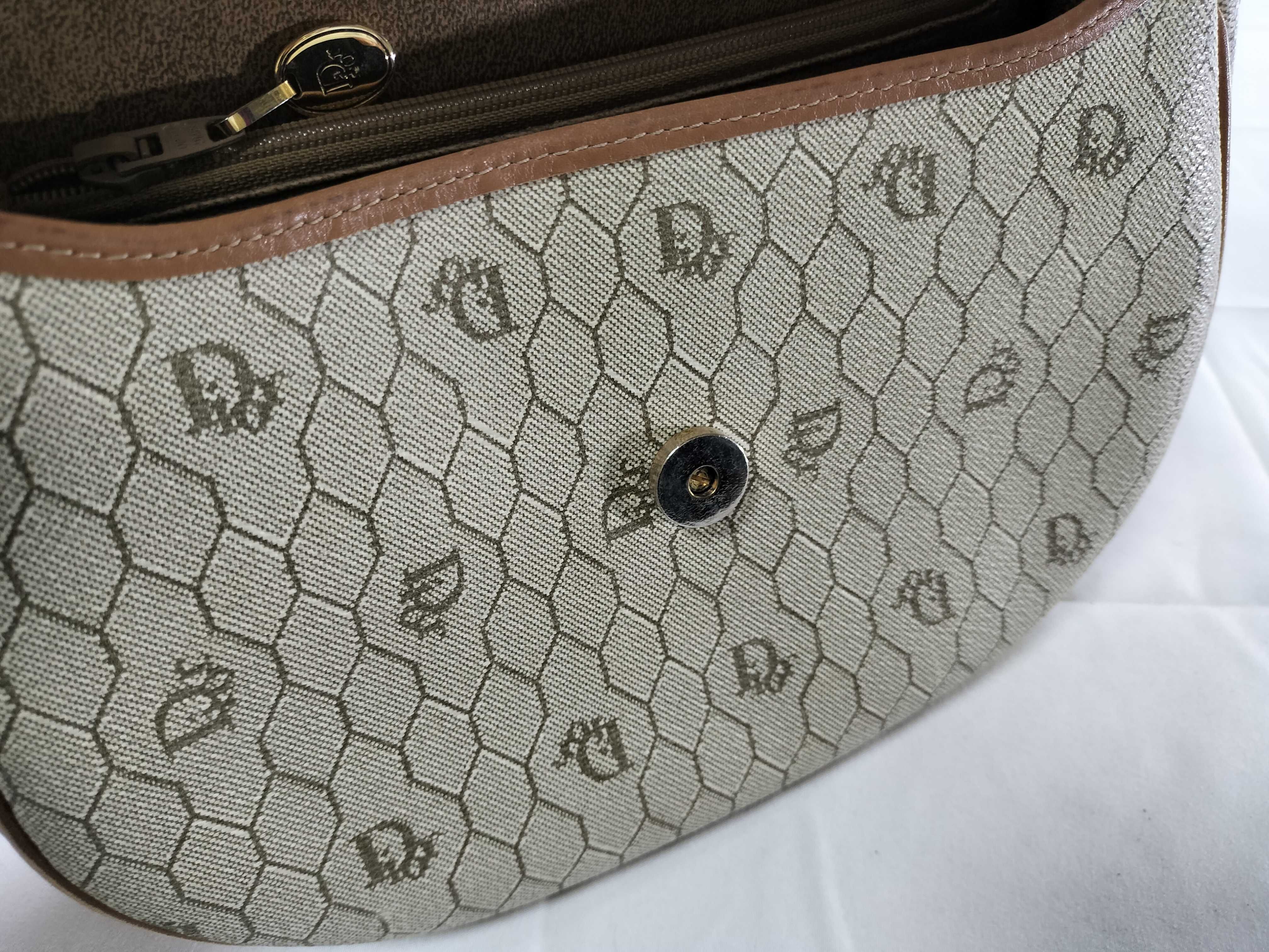 Honeycomb Shoulder Bag — view 9