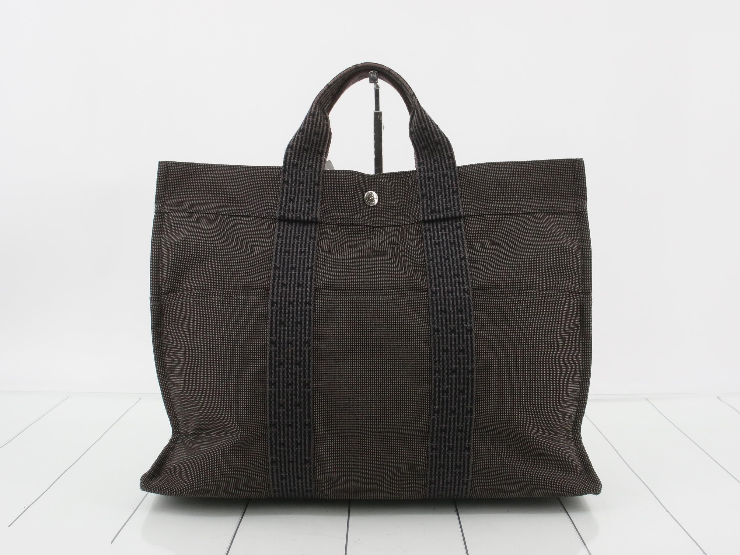 Yell Line Tote MM Gray Silver Hardware 43x32x10cm — view 2