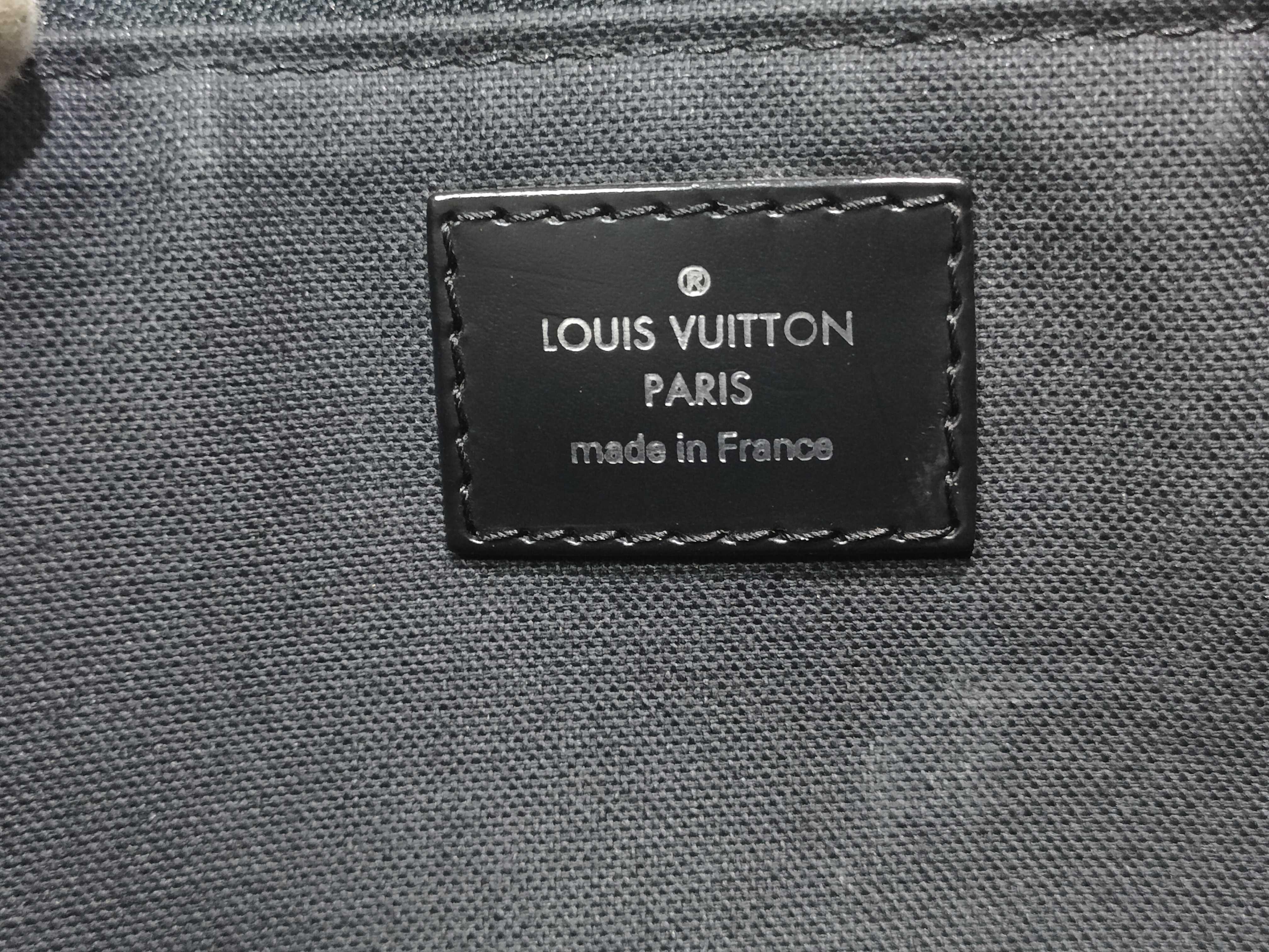 Damier Mick Shoulder Bag — view 11