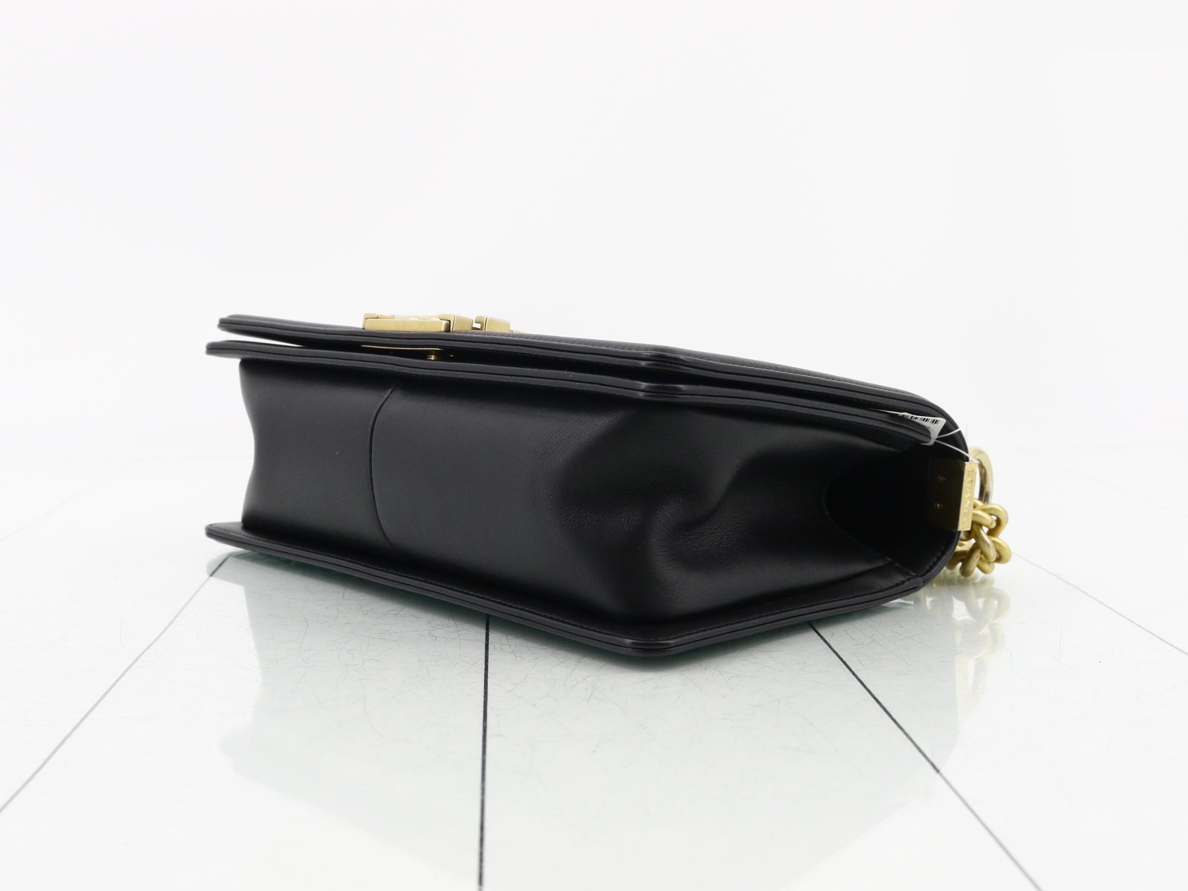 Boy Chanel lambskin black with gold hardware — view 6