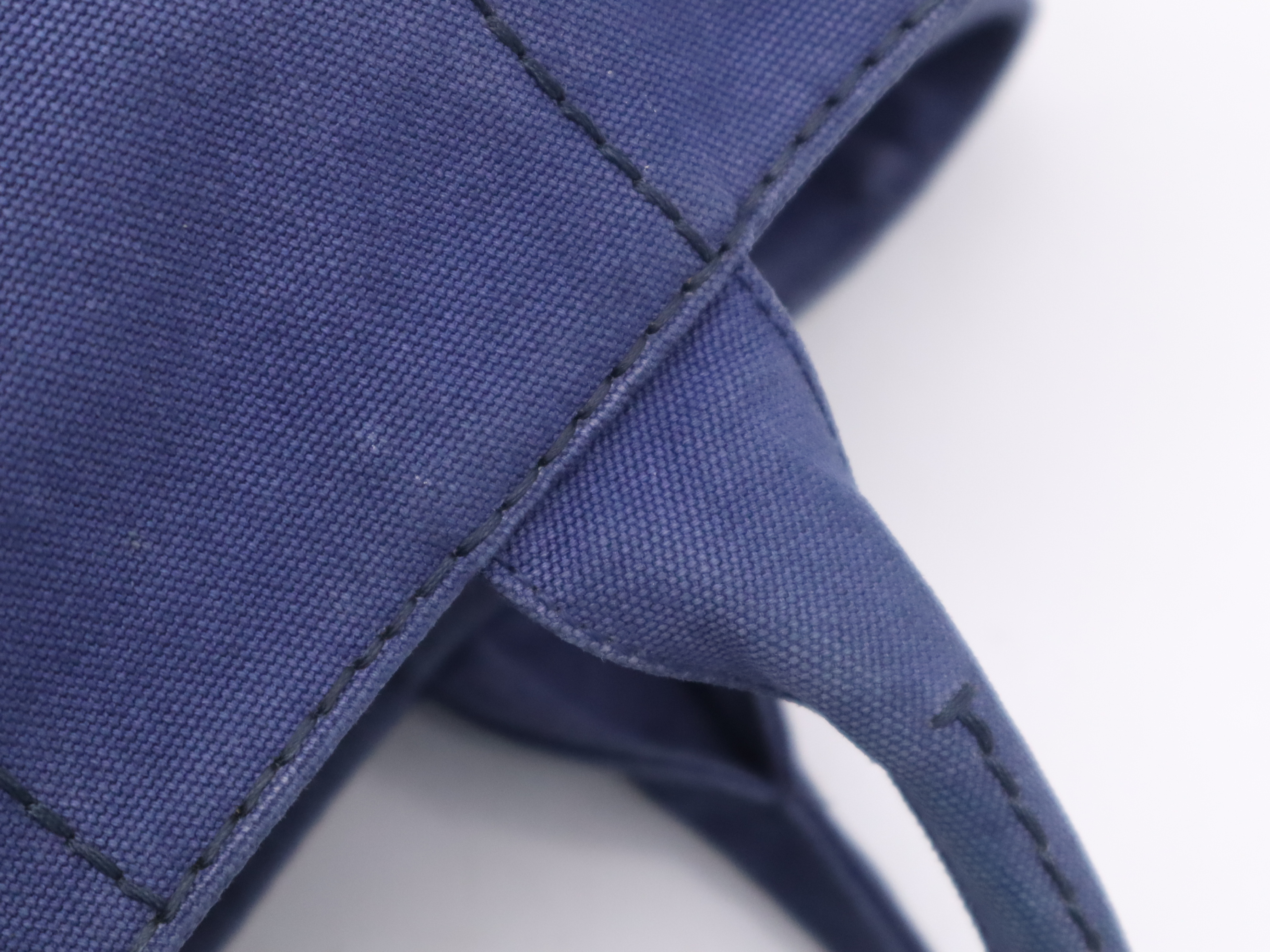 1BG439 Denim Canapa Tote Bag Blue Gold Hardware Tote Bag — view 8