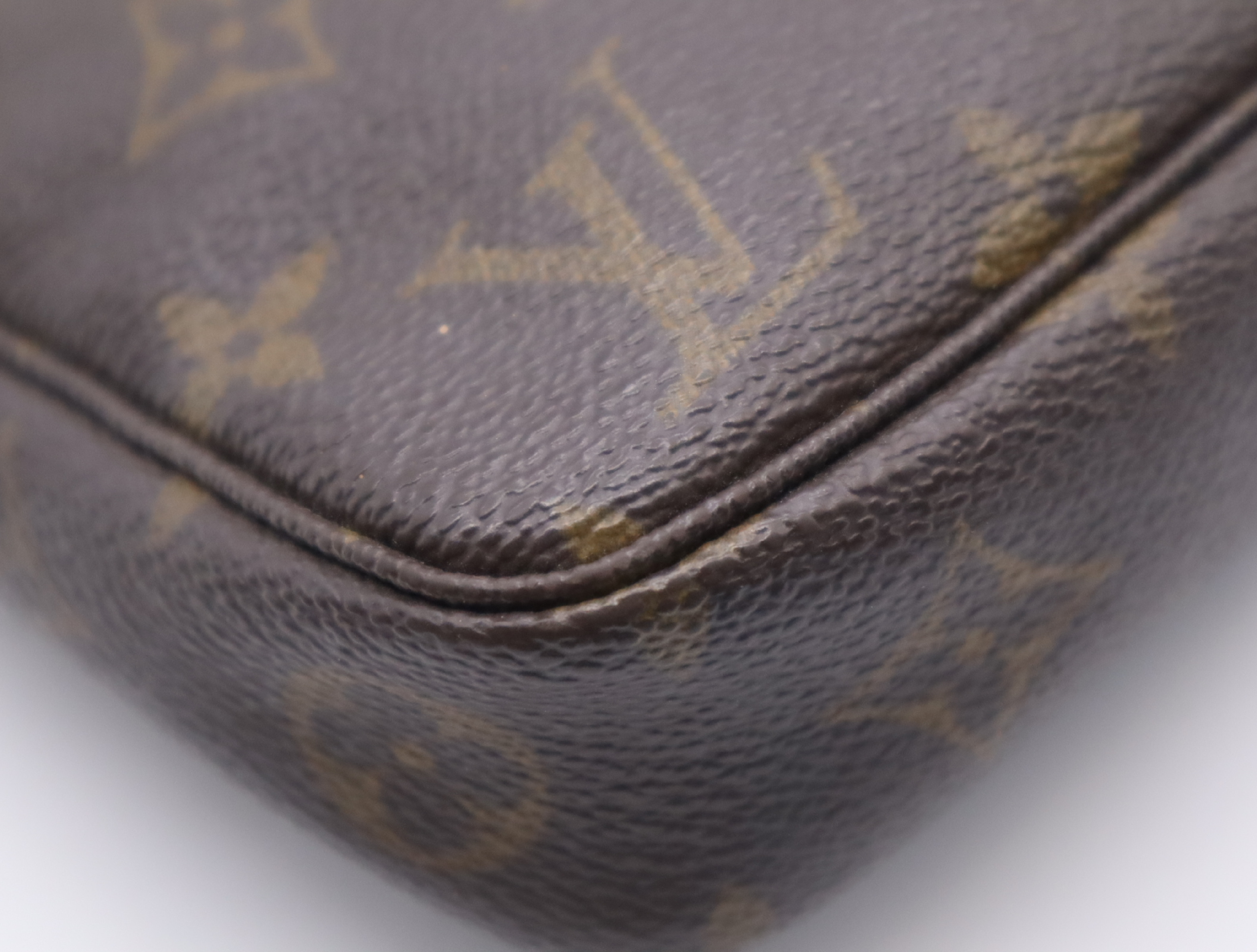 M51980 Monogram Pochette Accessoires Pouch — view 6