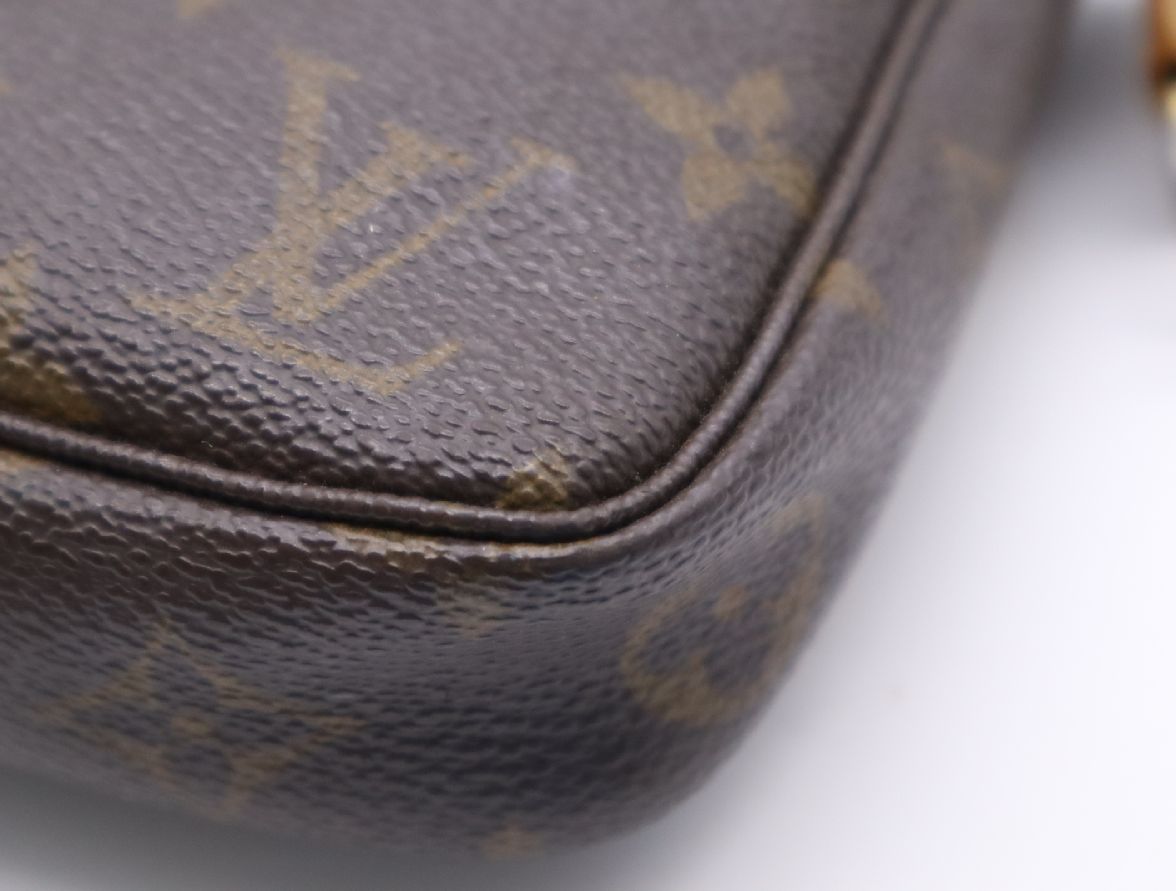 M51980 Monogram Pochette Accessoires Pouch — view 7