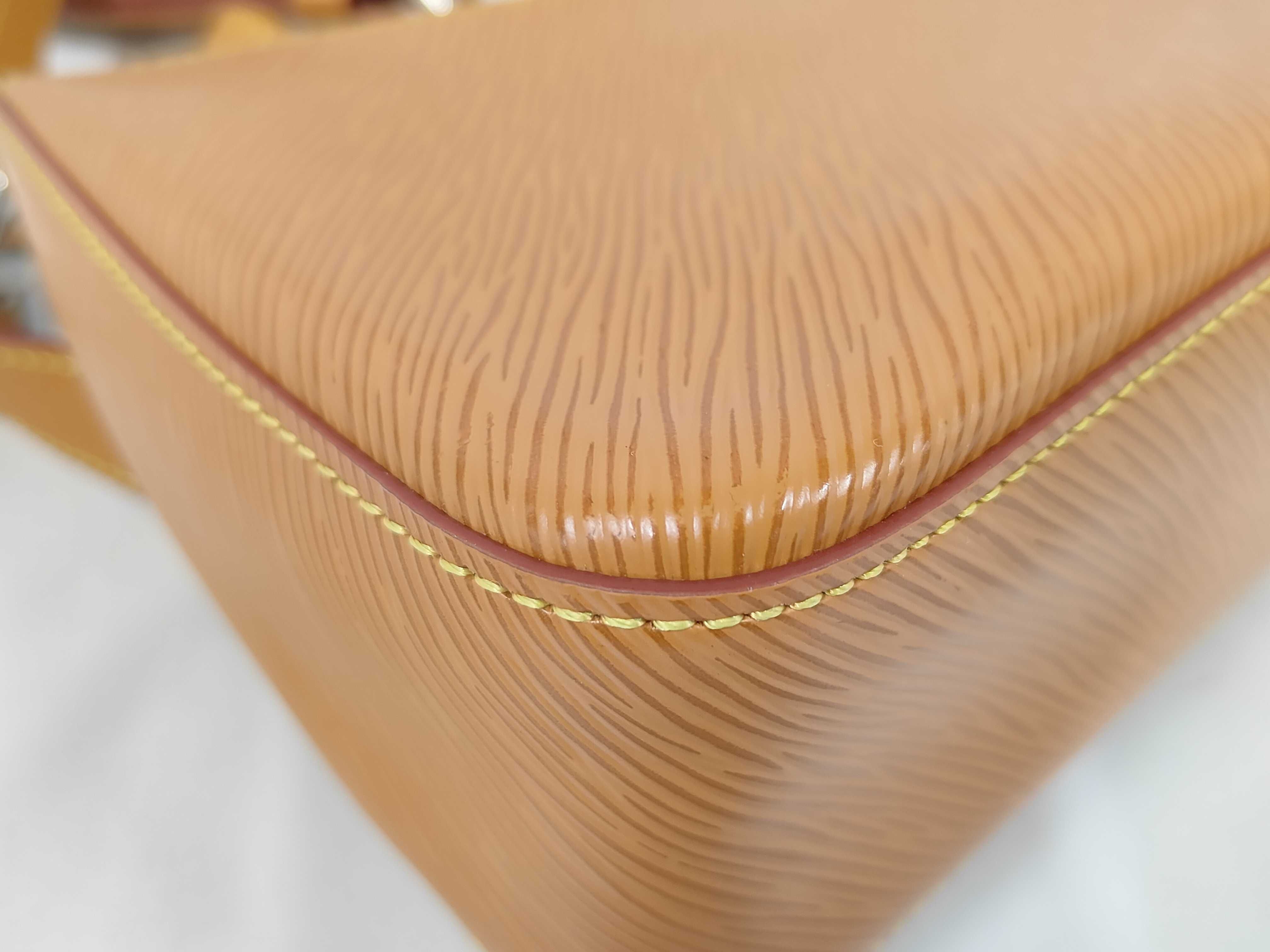 Marelle Epi Caramel M80794 Shoulder Bag — view 3