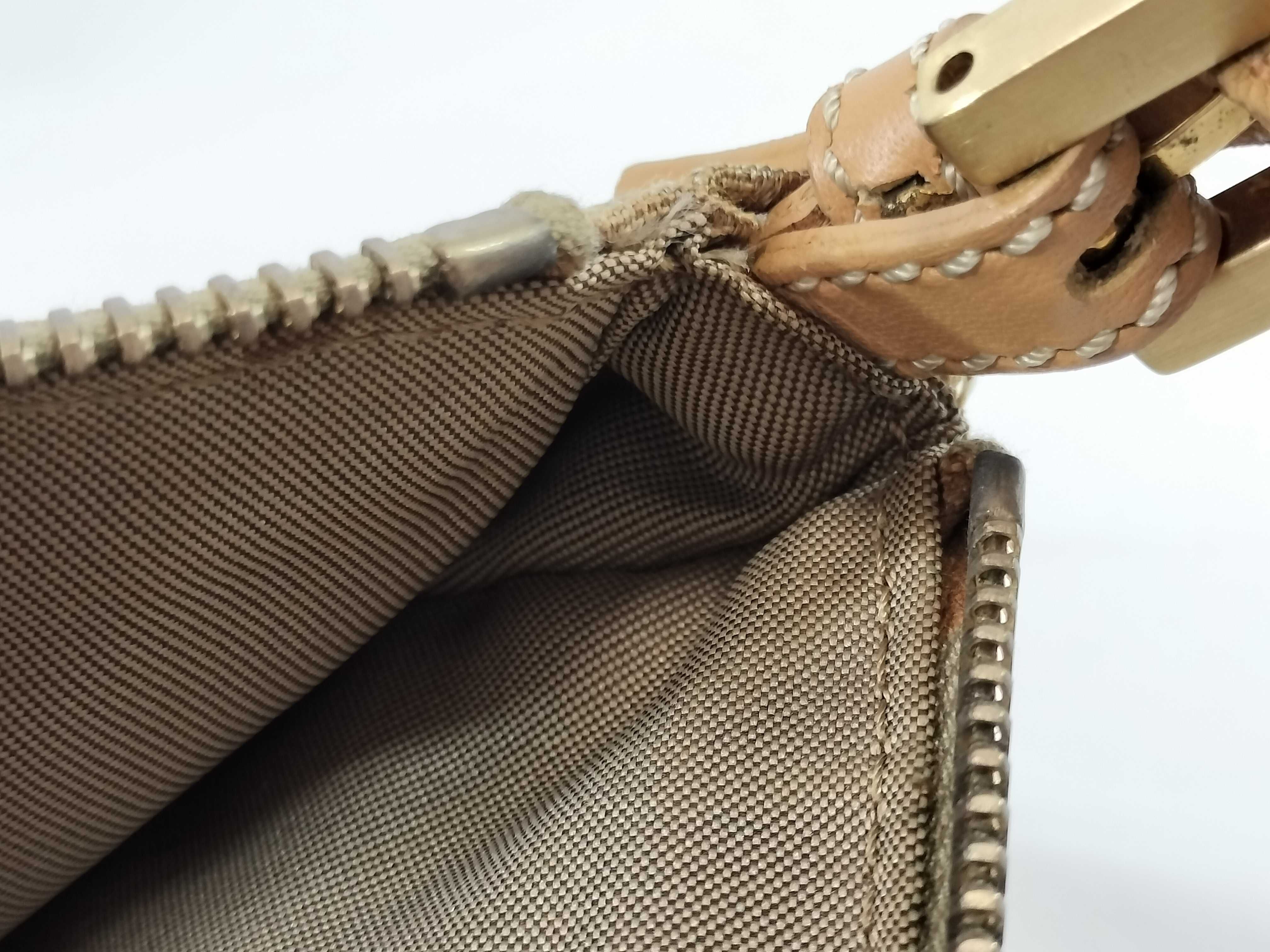pouch (stiff zipper) handbag — view 9