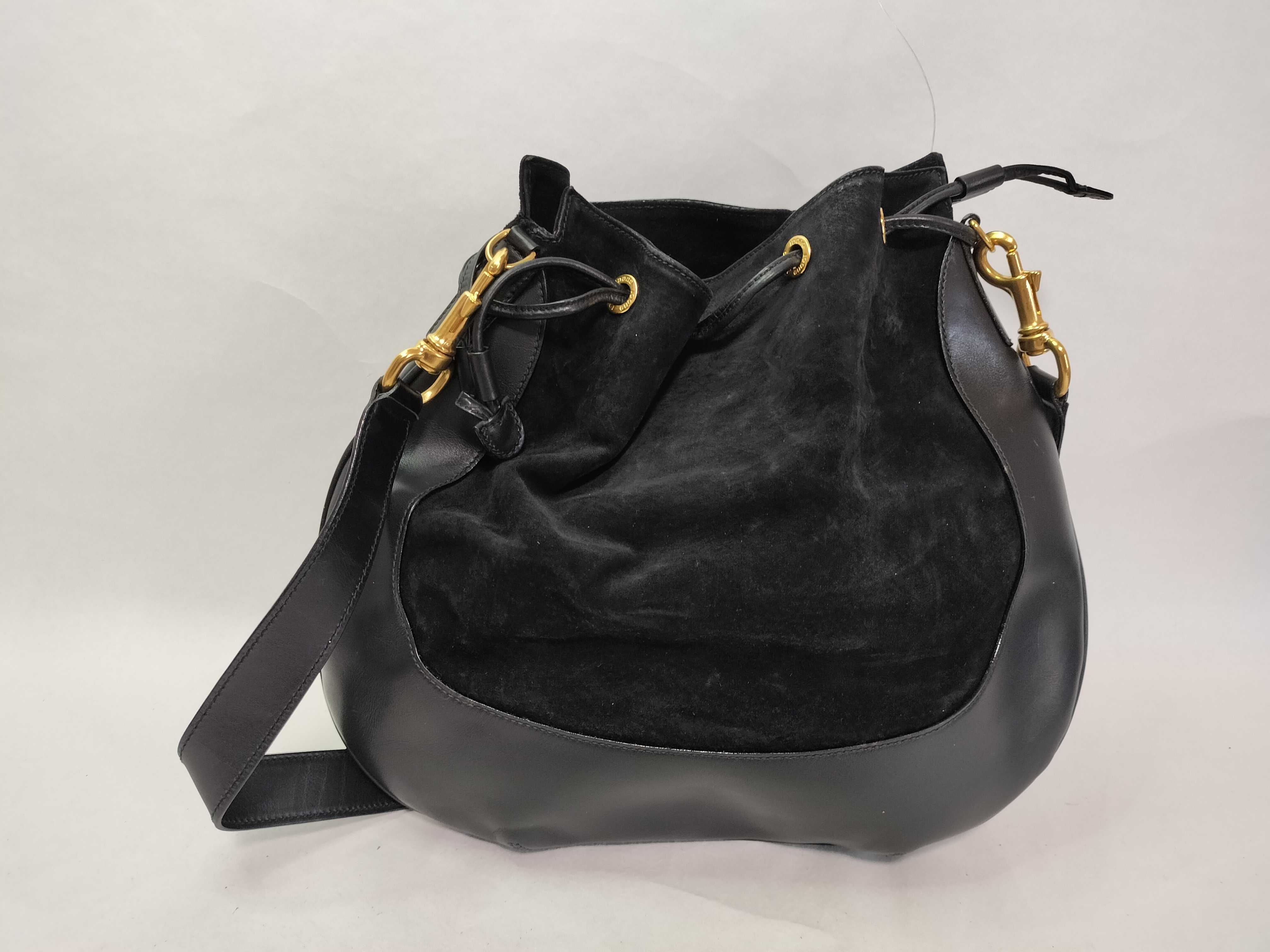 Suede Leather One-Shoulder Bag (Black)