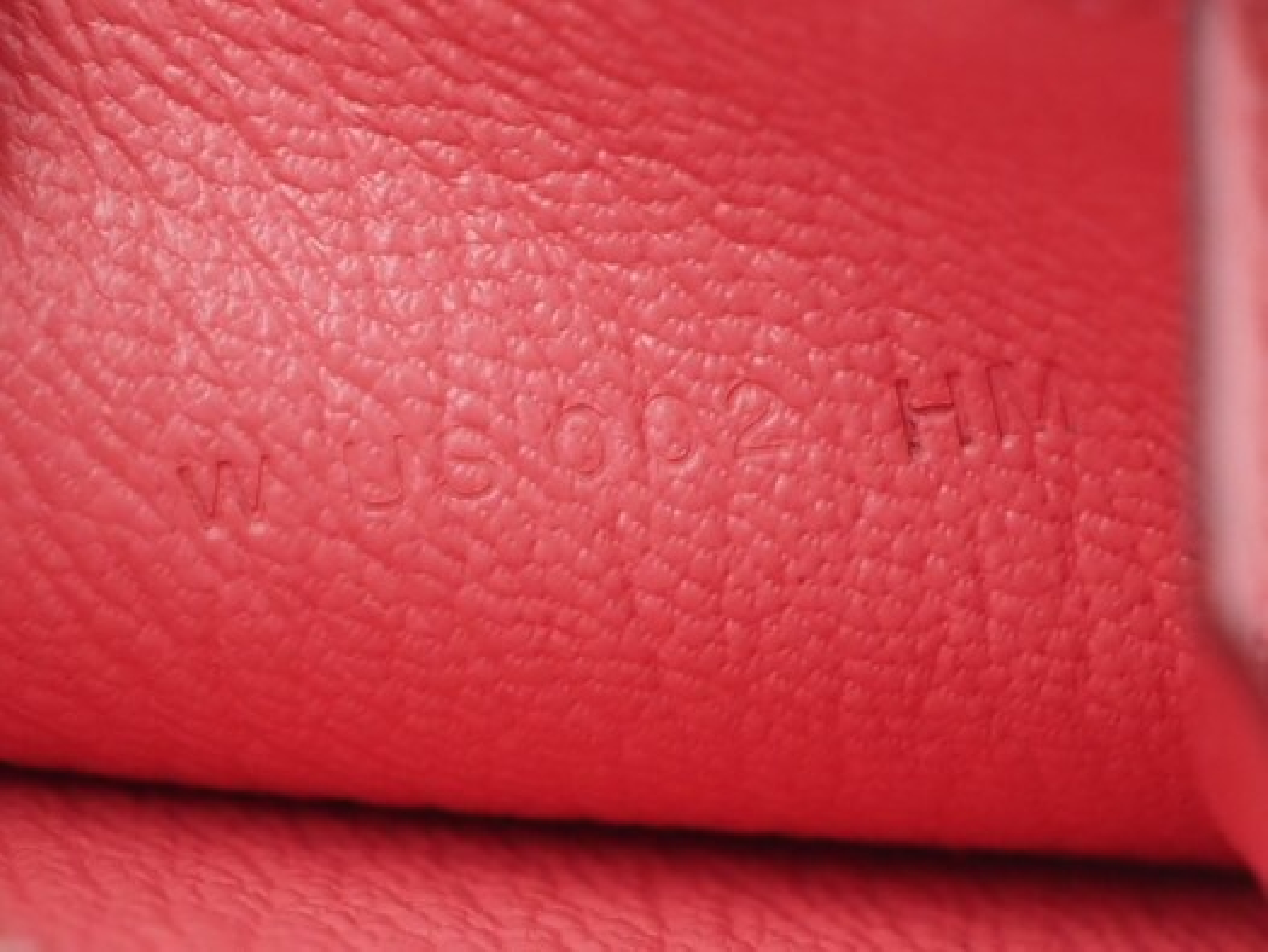 (Hermes) 2024 Bearn Combination Chevre Mysore Rose Azalee Silver Hardware W Stamp Wallet — view 9