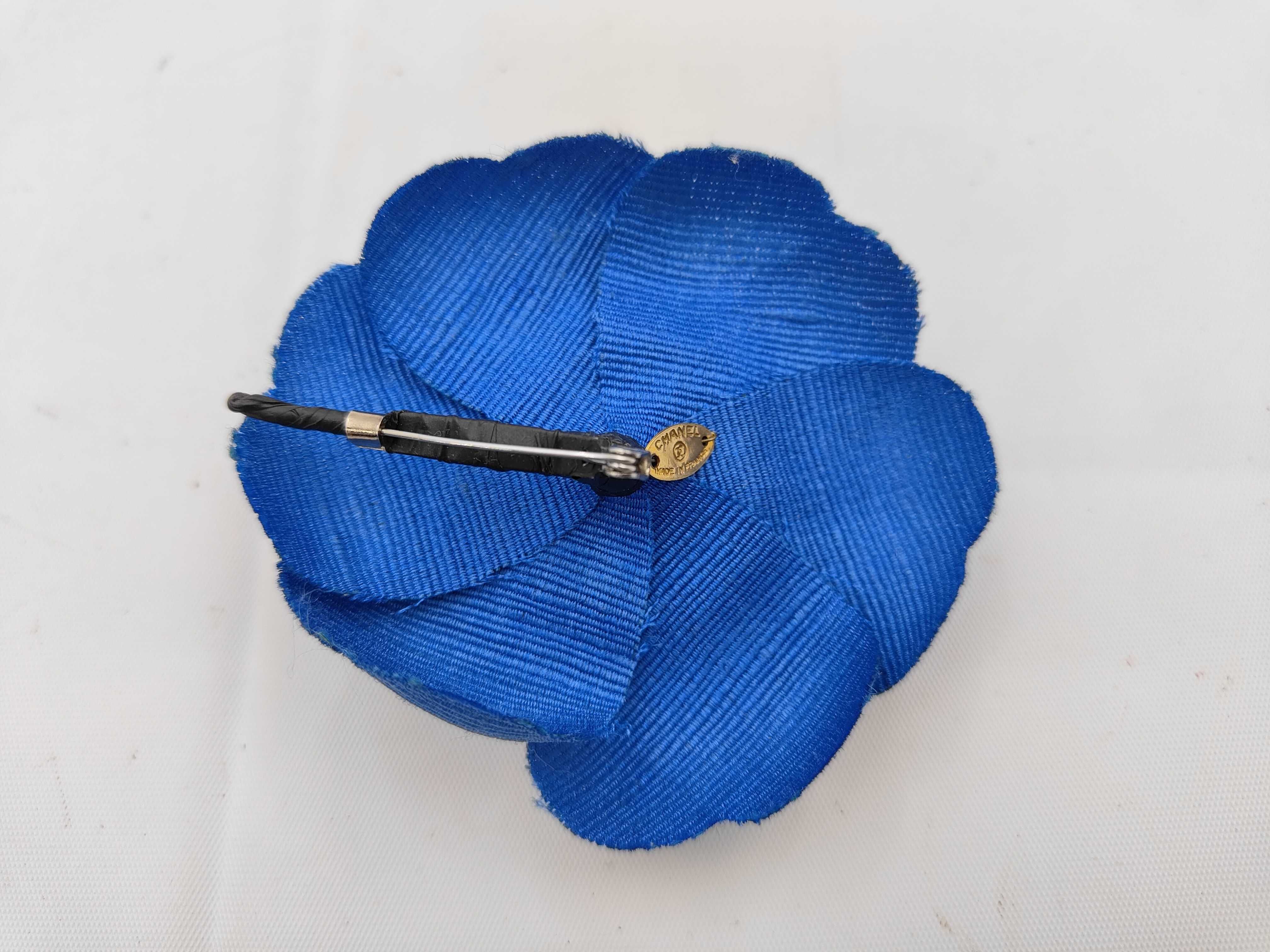 Camellia / Brooch — view 2