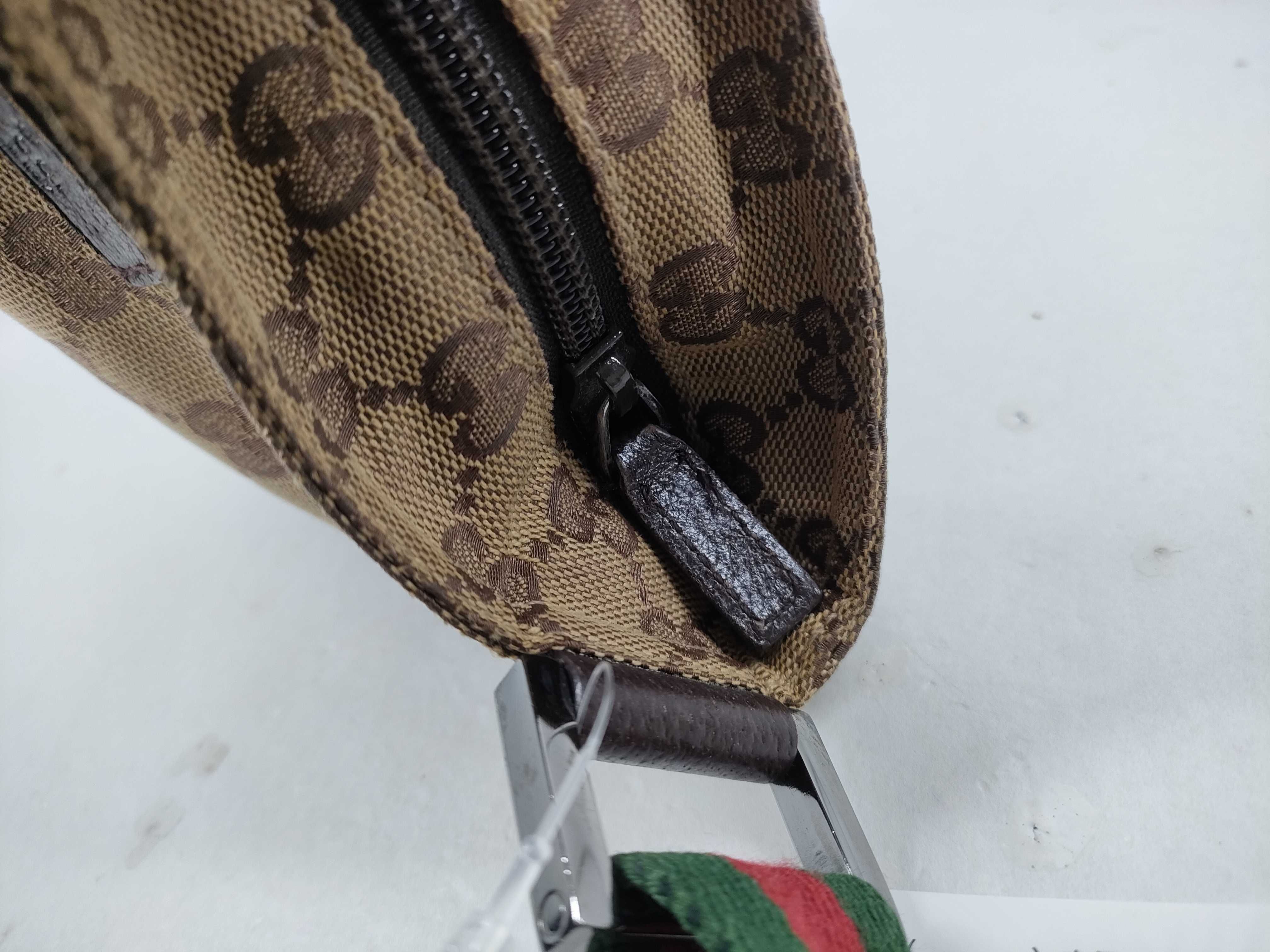 GG Canvas Sherry Shoulder Bag 146309 — view 9
