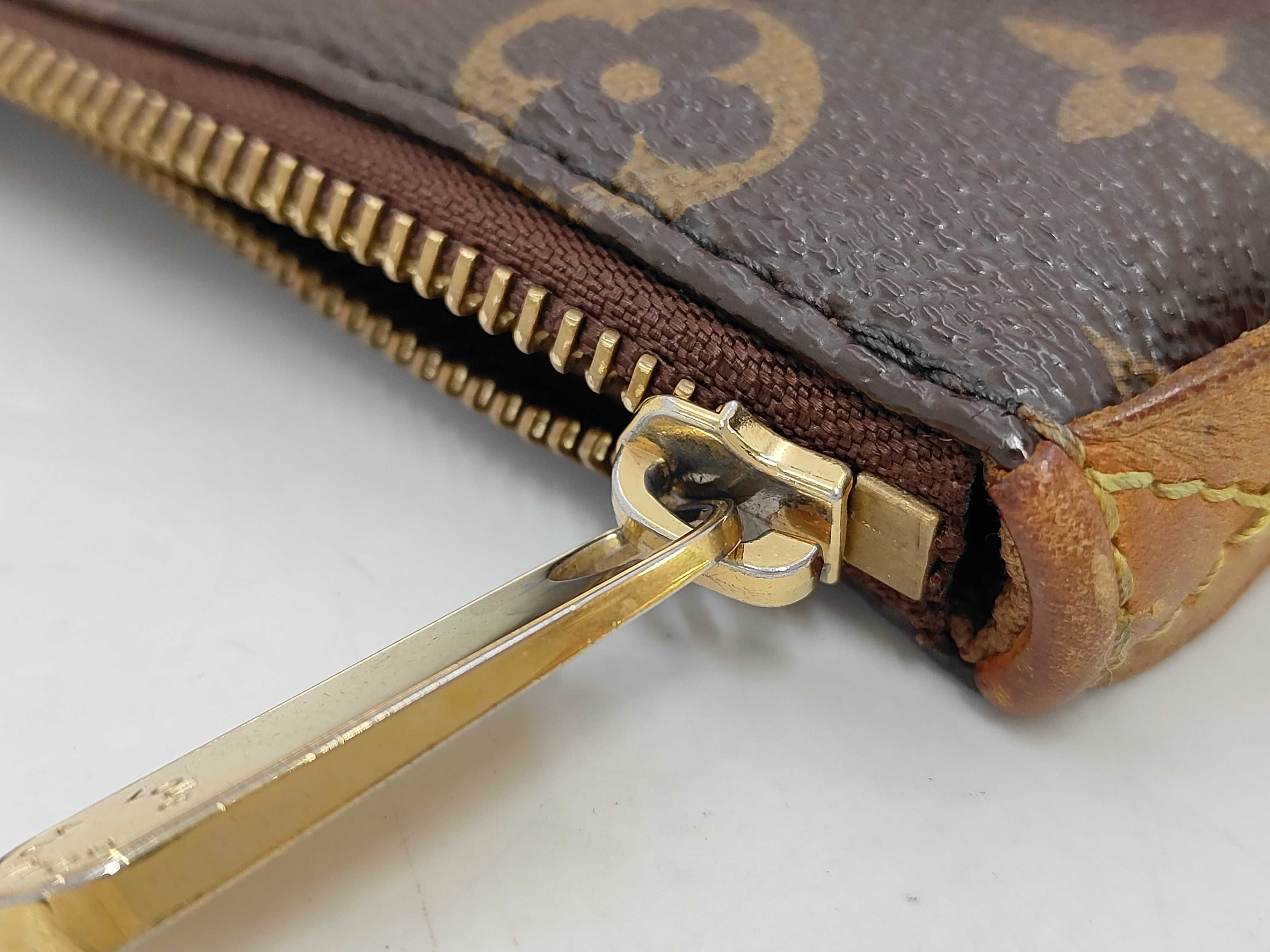 Monogram Louis Vuitton Totally PM Tote Bag Monogram M56688 Tote Bag — view 10