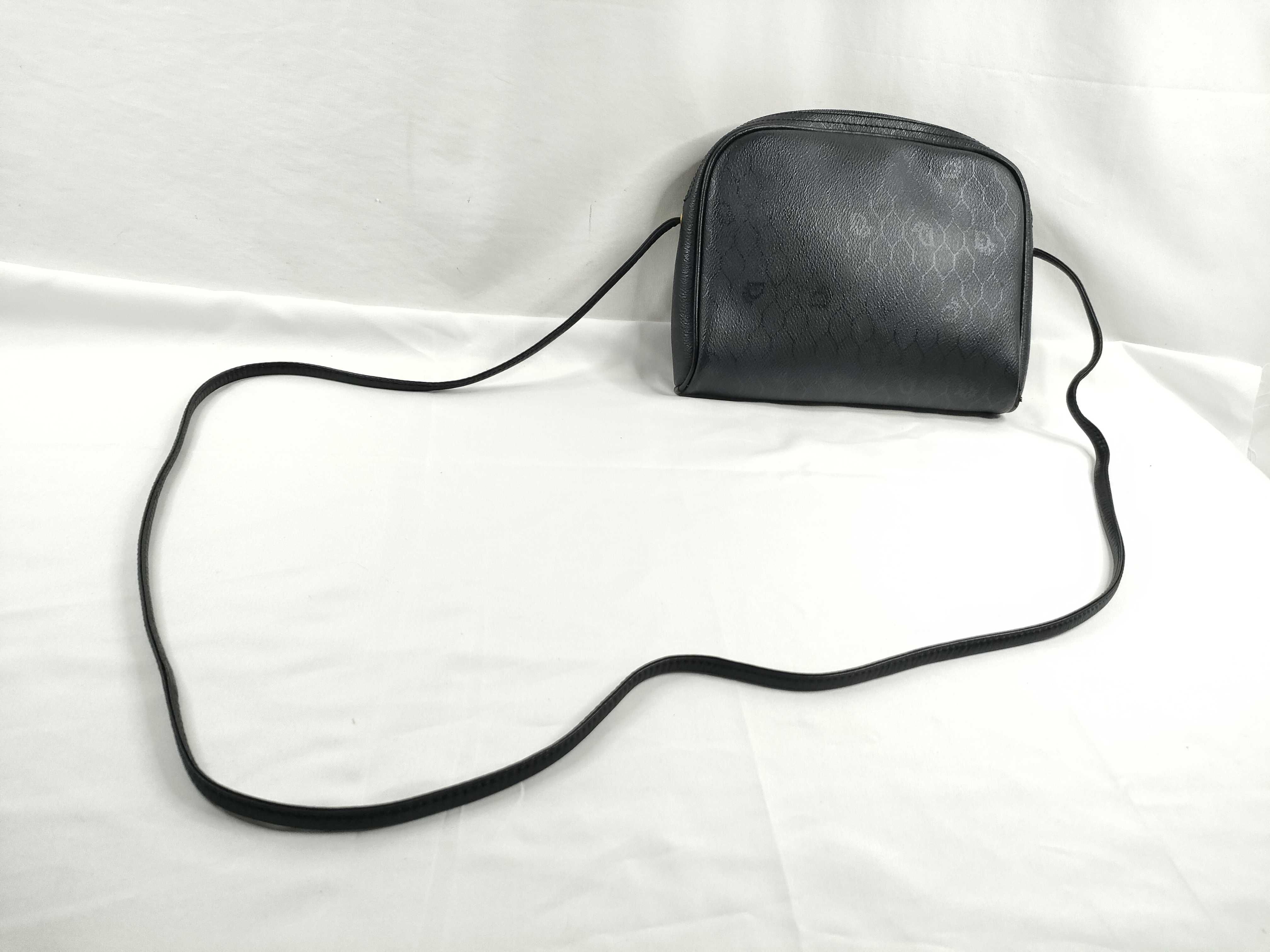 shoulder bag, honeycomb pattern, black. — view 6