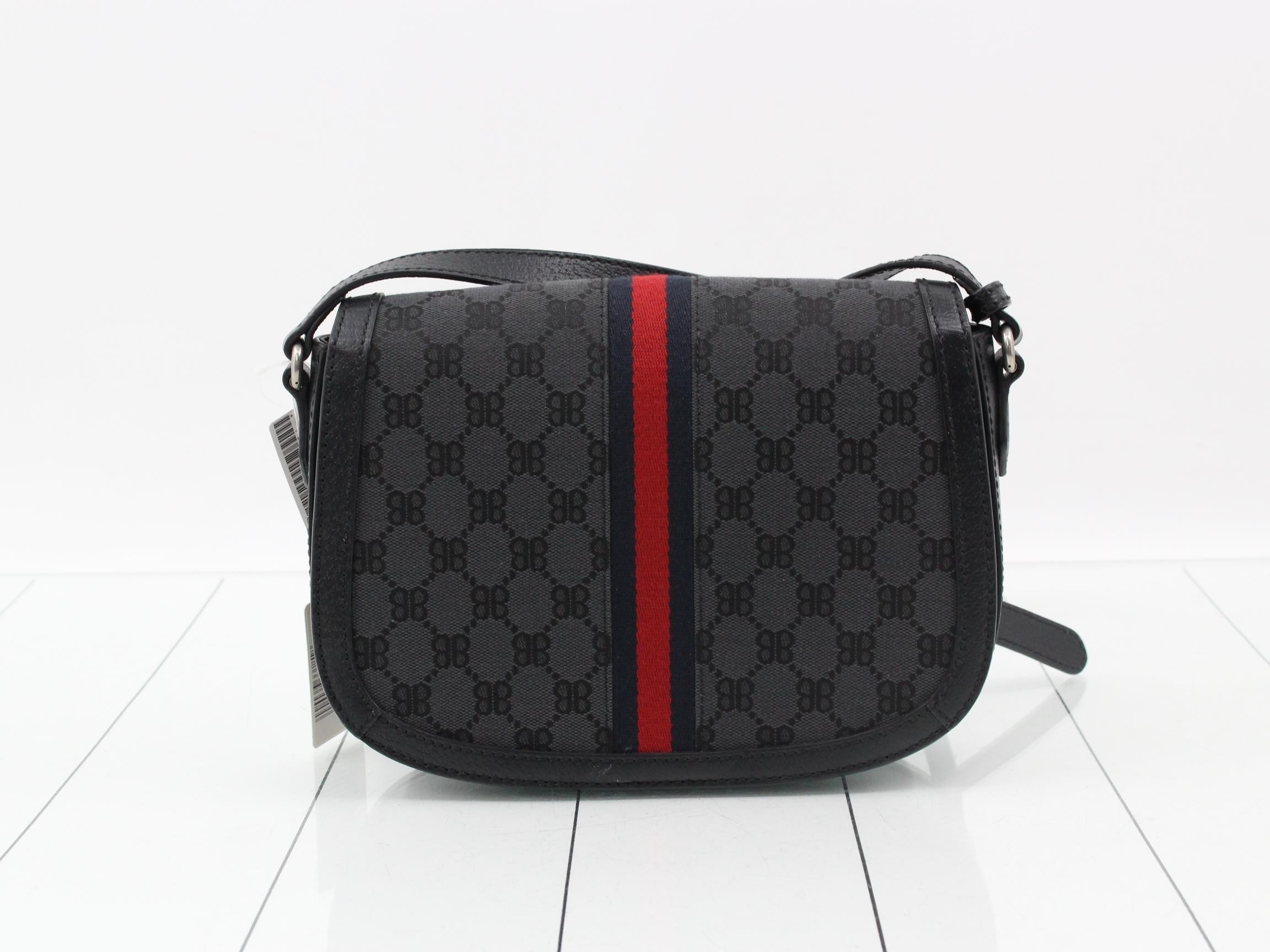 Logo collaboration shoulder bag — view 2